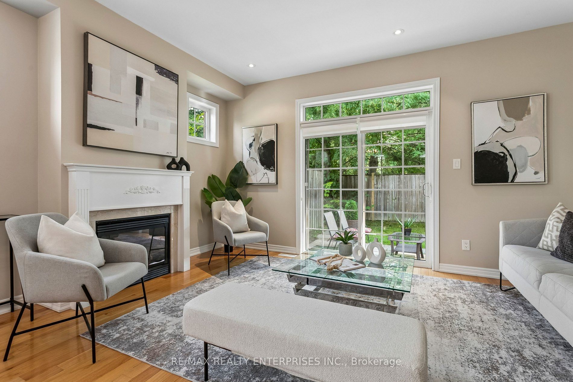 1633 Northmount Avenue 39 Property Photo 5