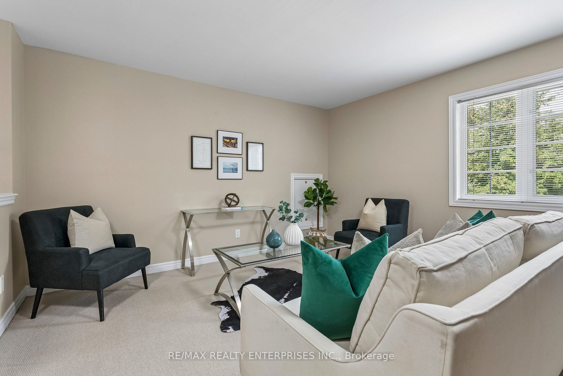1633 Northmount Avenue 39 Property Photo 8