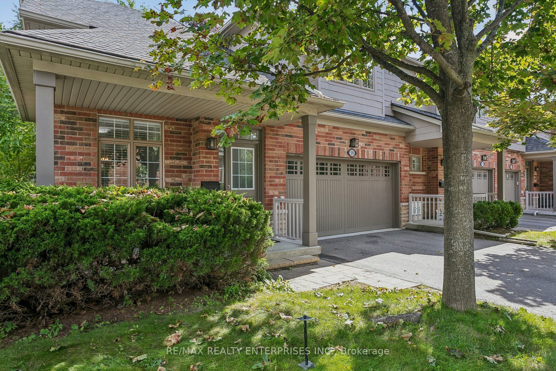 1633 Northmount Avenue 39 Property Photo 11