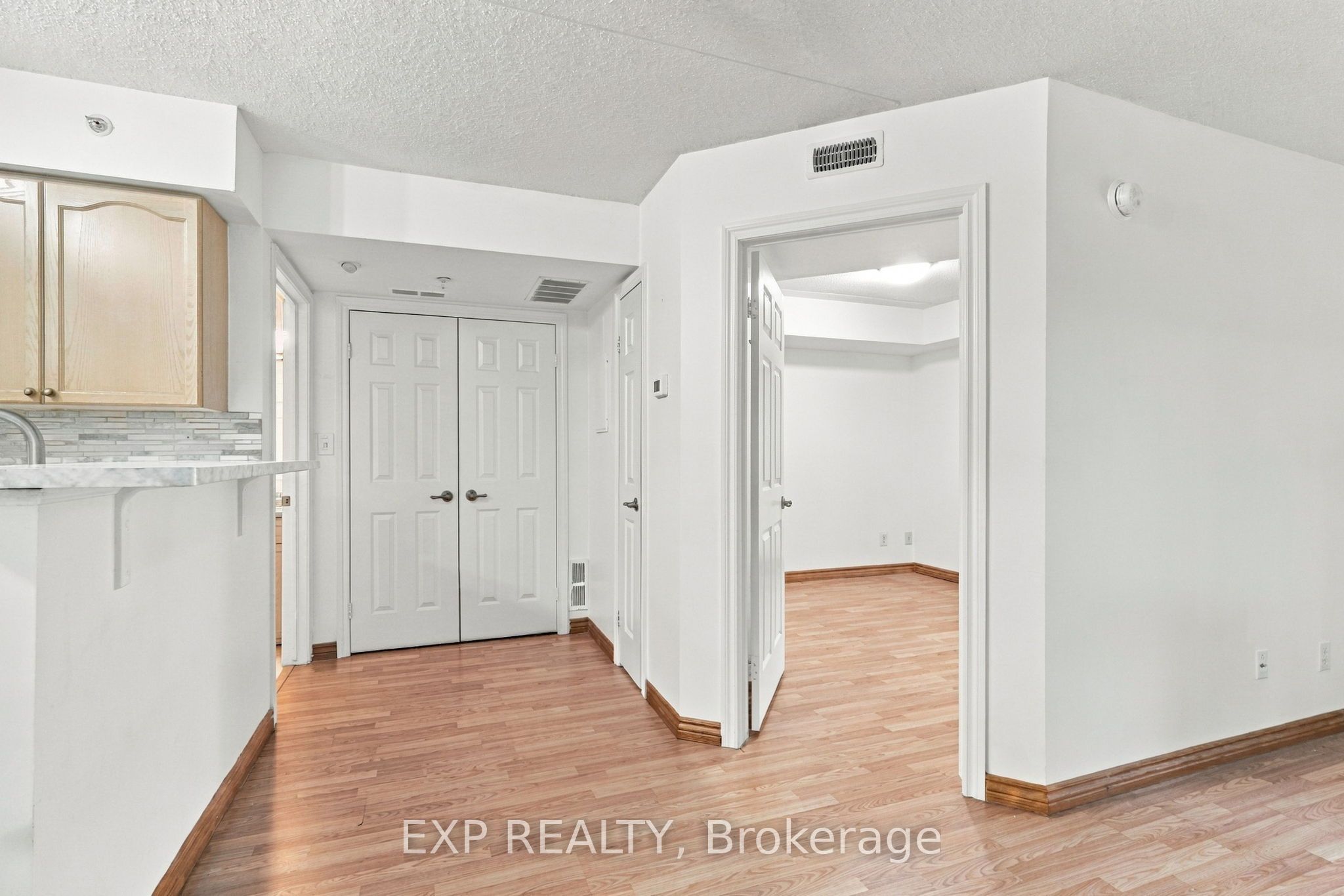 1440 Bishops Gate 206 Property Photo 6