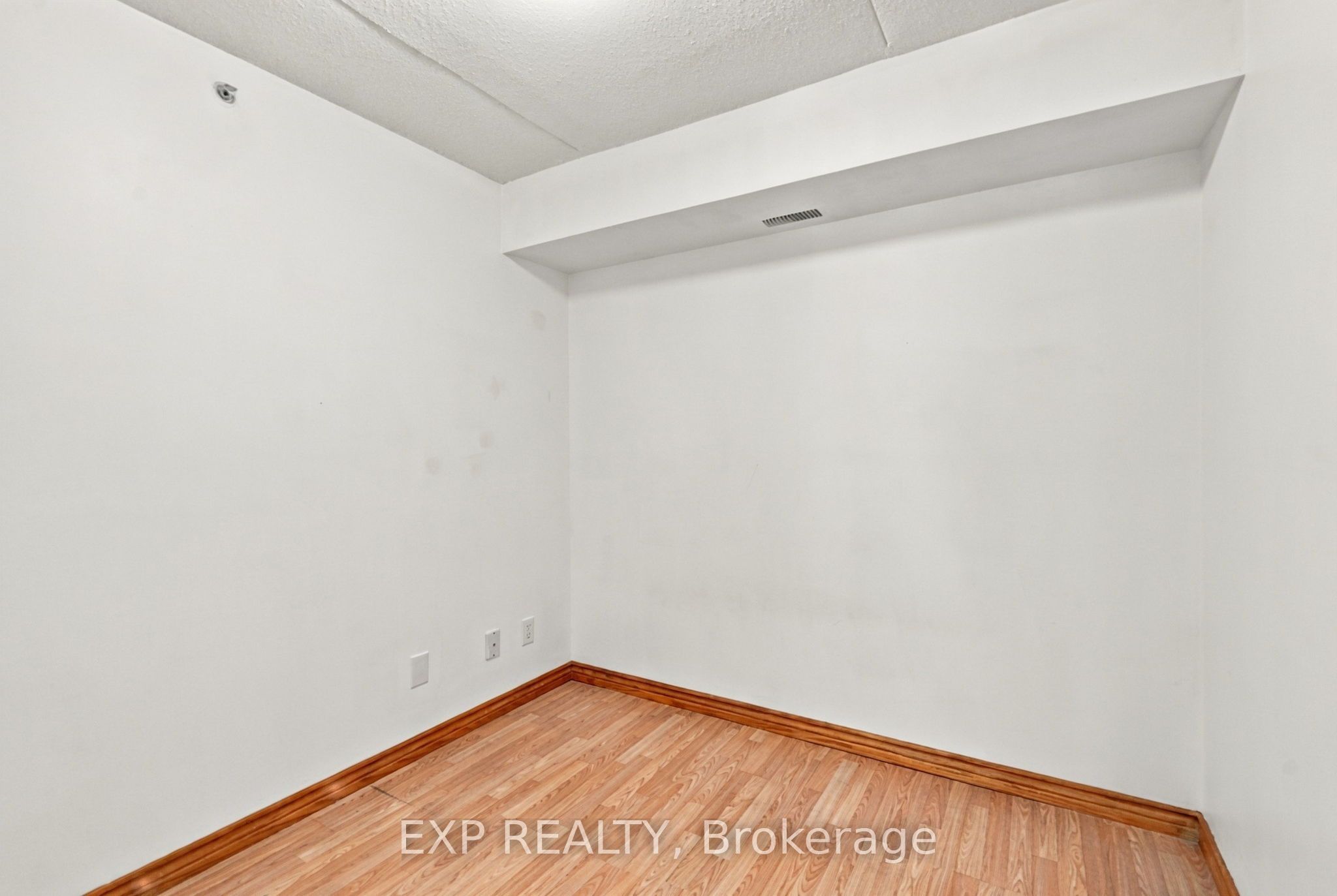 1440 Bishops Gate 206 Property Photo 9
