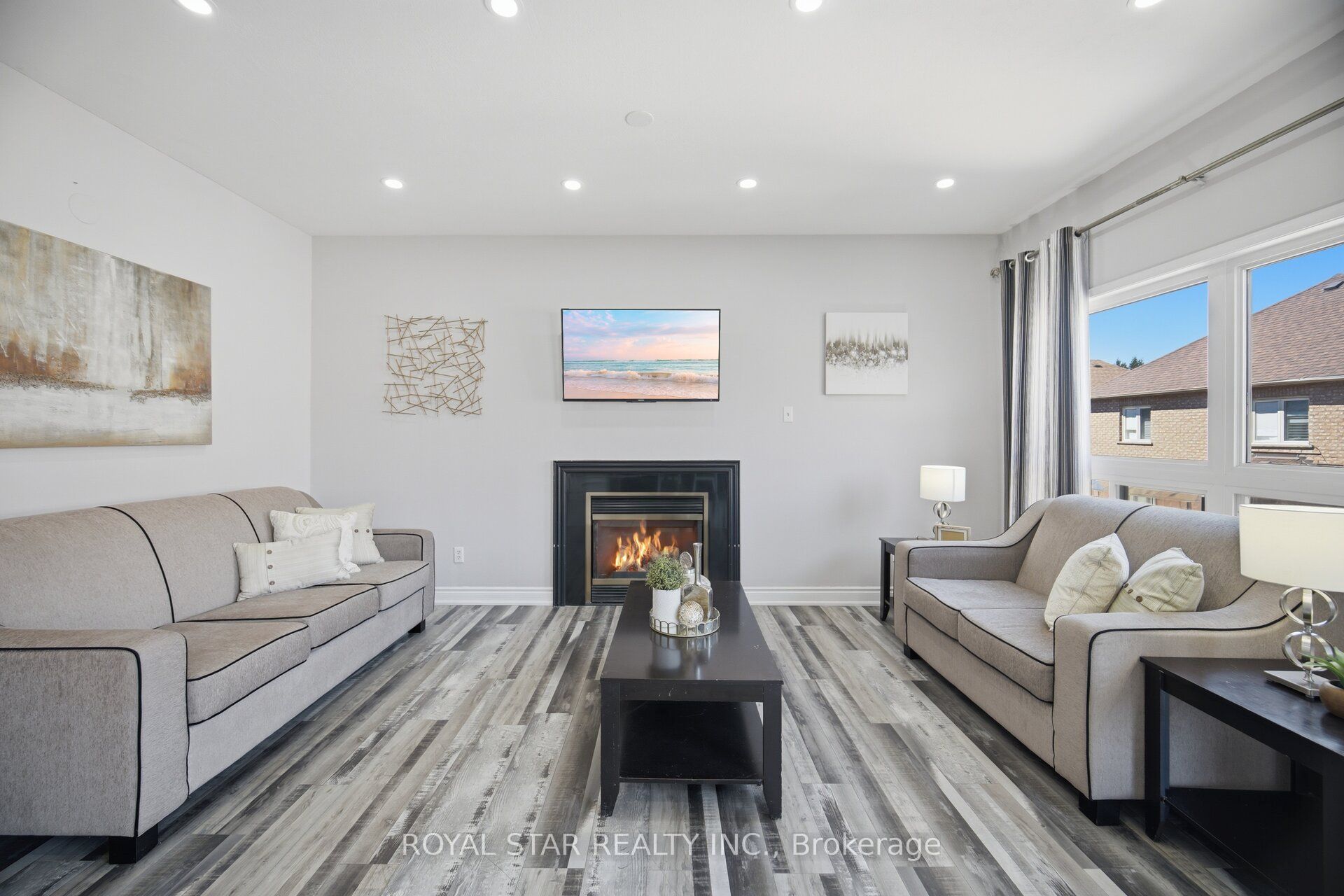 18 Summer Mist Court Property Photo 14