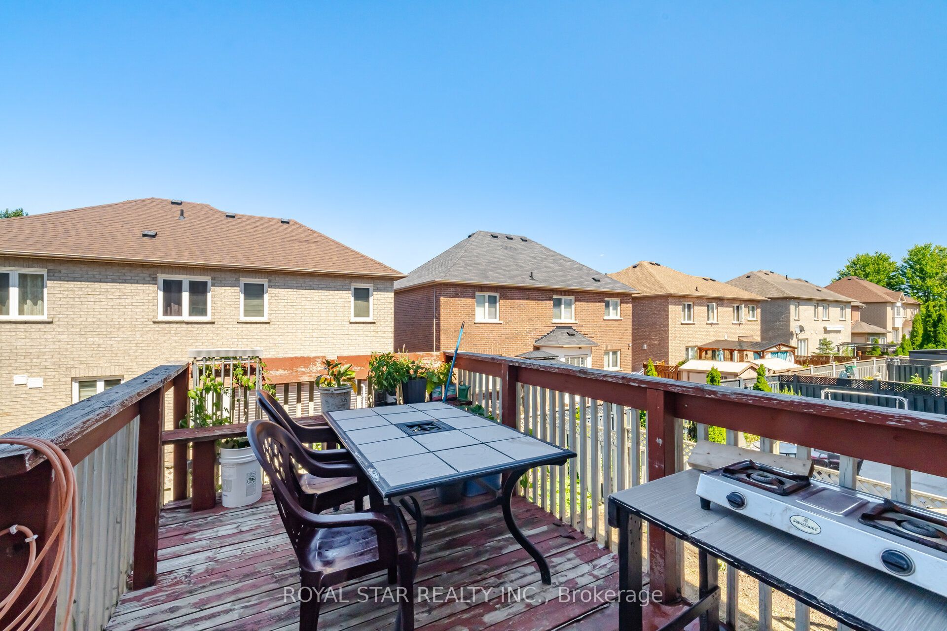 18 Summer Mist Court Property Photo 16