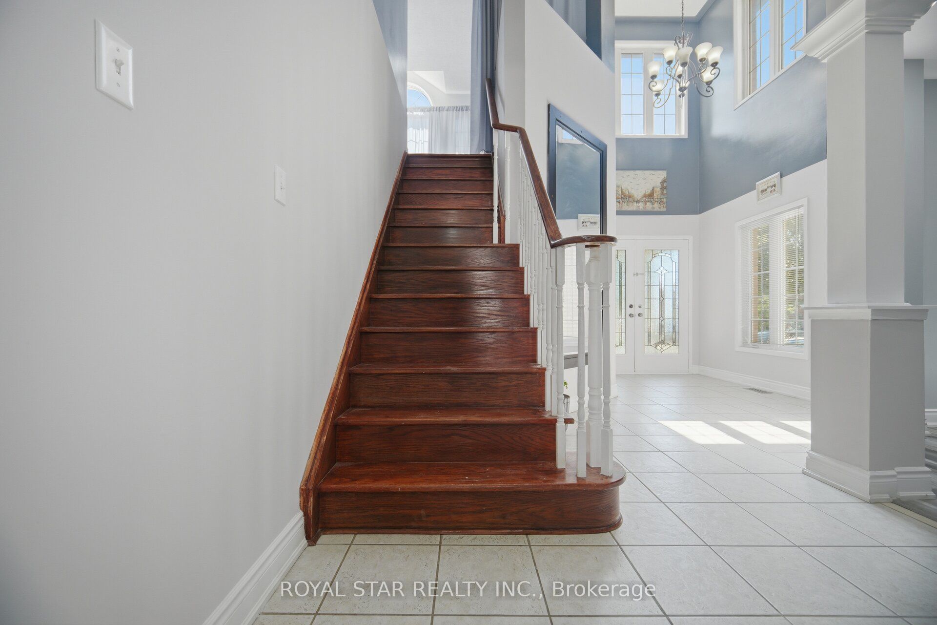 18 Summer Mist Court Property Photo 17