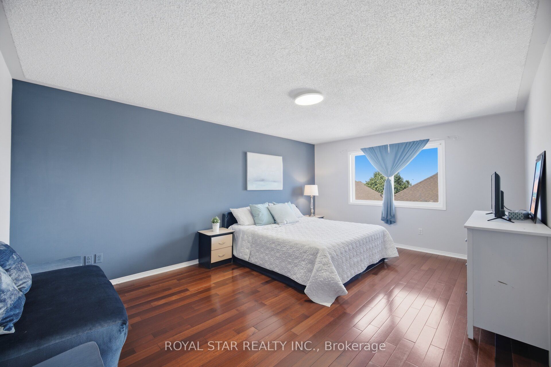18 Summer Mist Court Property Photo 24