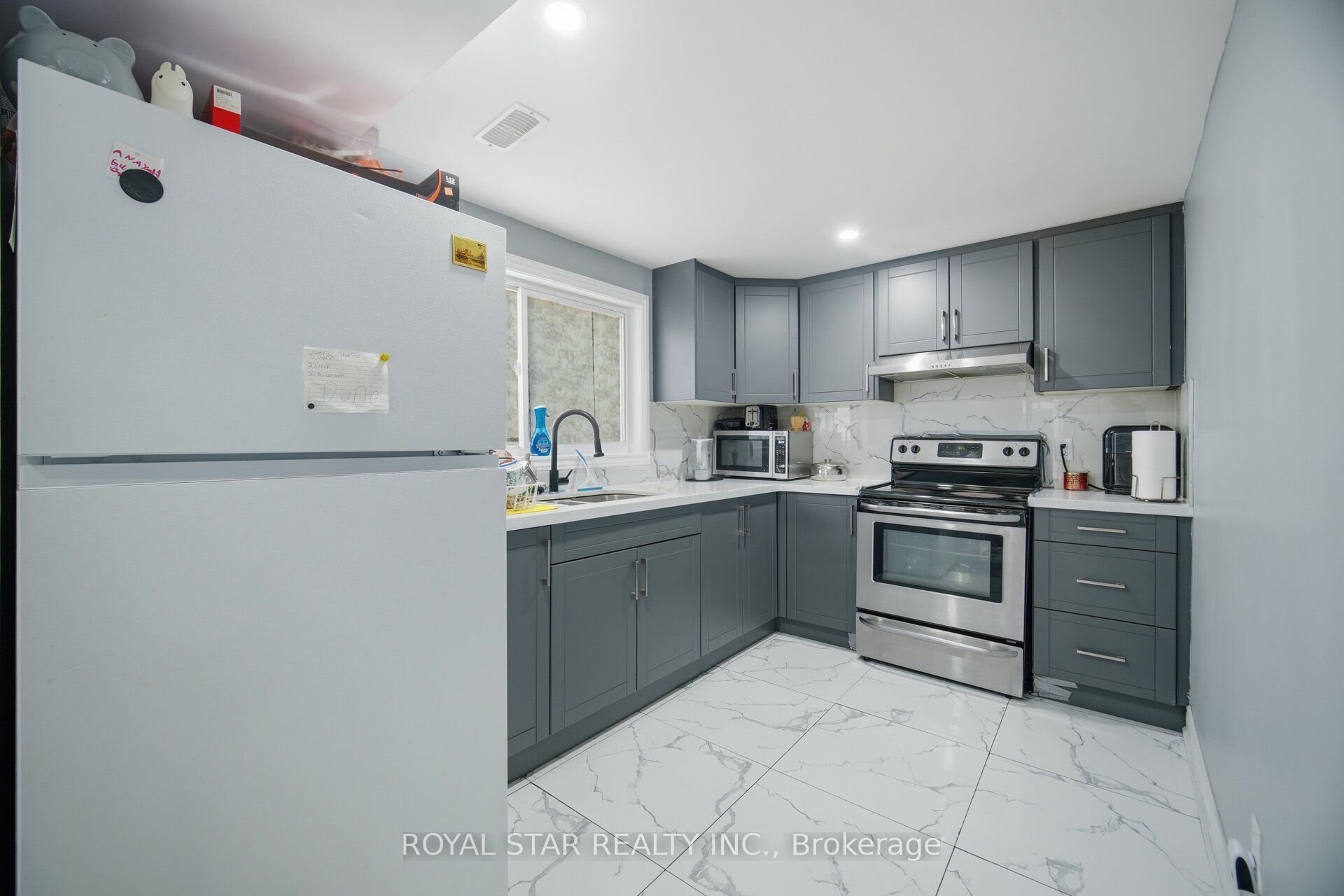 18 Summer Mist Court Property Photo 41