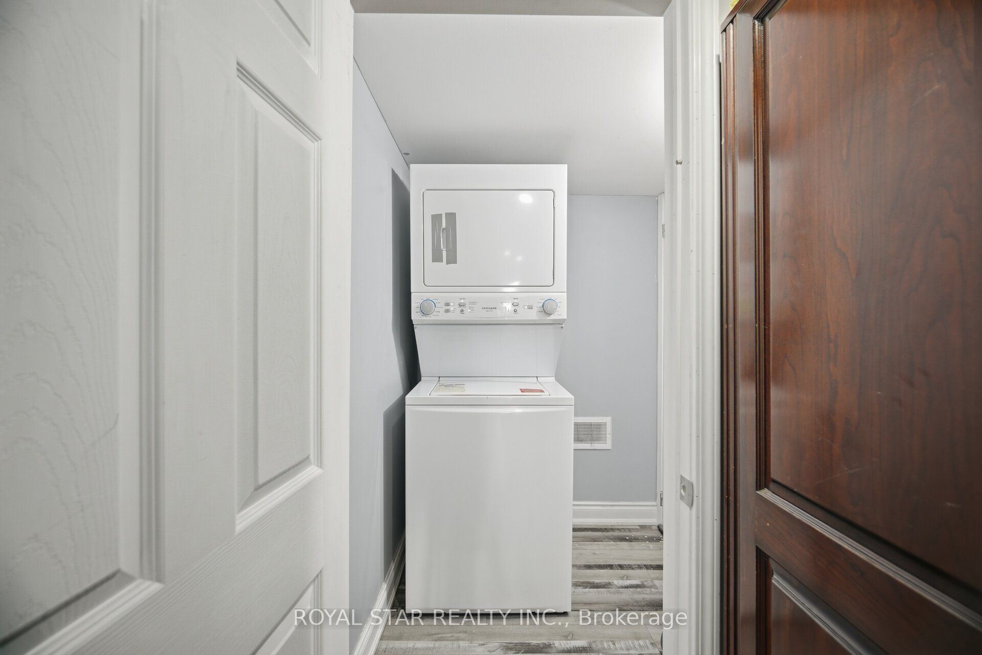 18 Summer Mist Court Property Photo 46