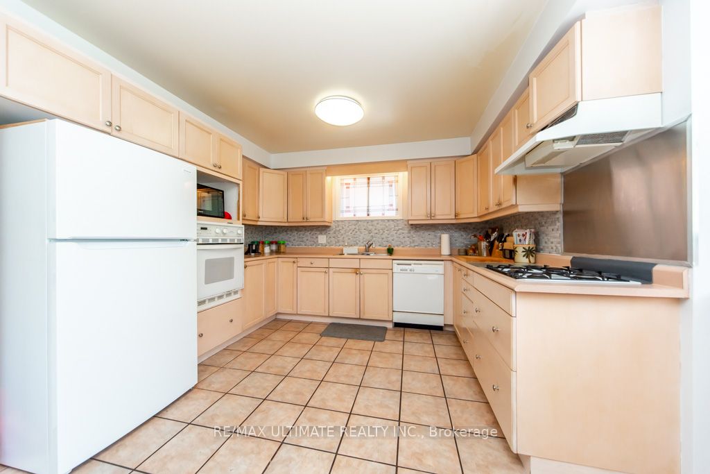 3 Aron Drive Property Photo 18