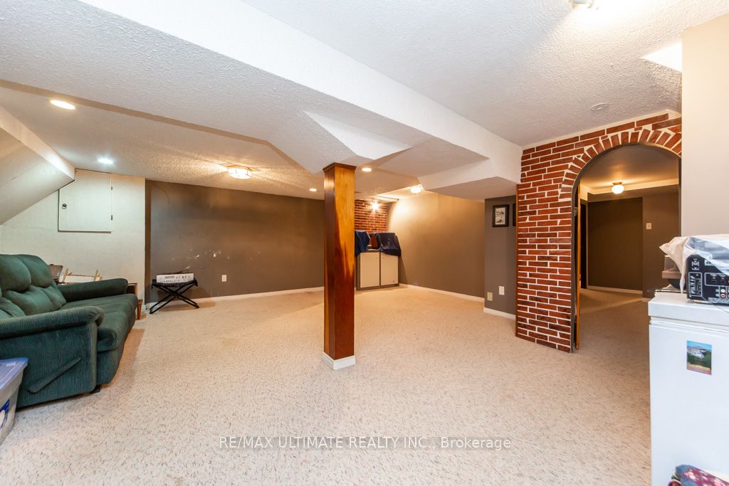 3 Aron Drive Property Photo 41