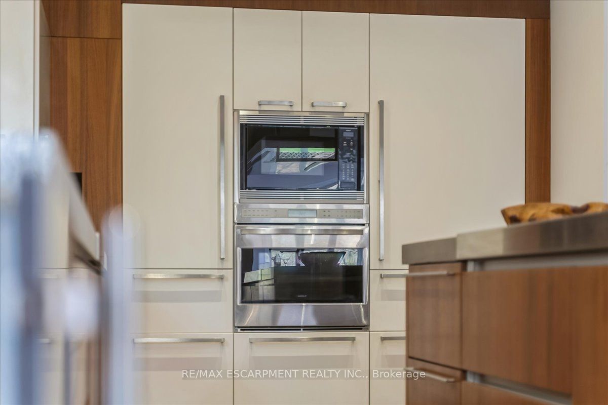 2203 Winding Woods Drive Property Photo 16