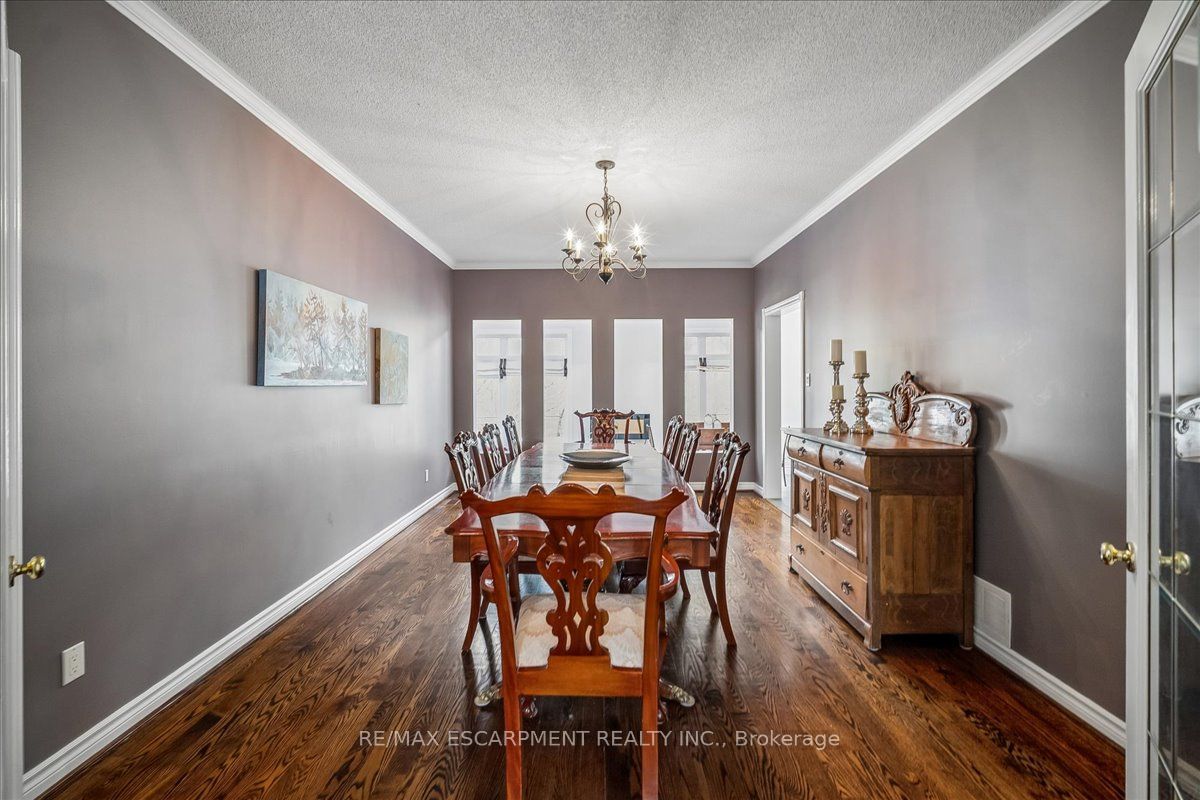 2203 Winding Woods Drive Property Photo 24
