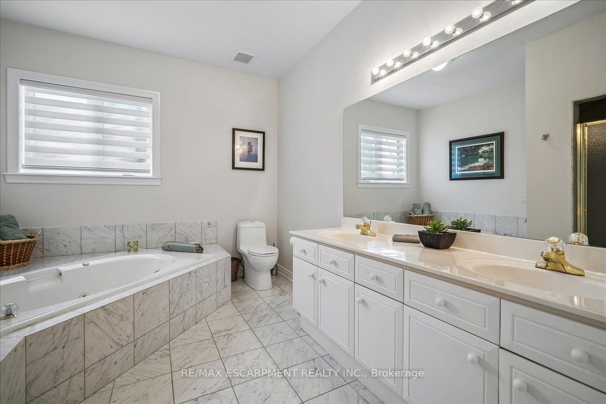 2203 Winding Woods Drive Property Photo 34