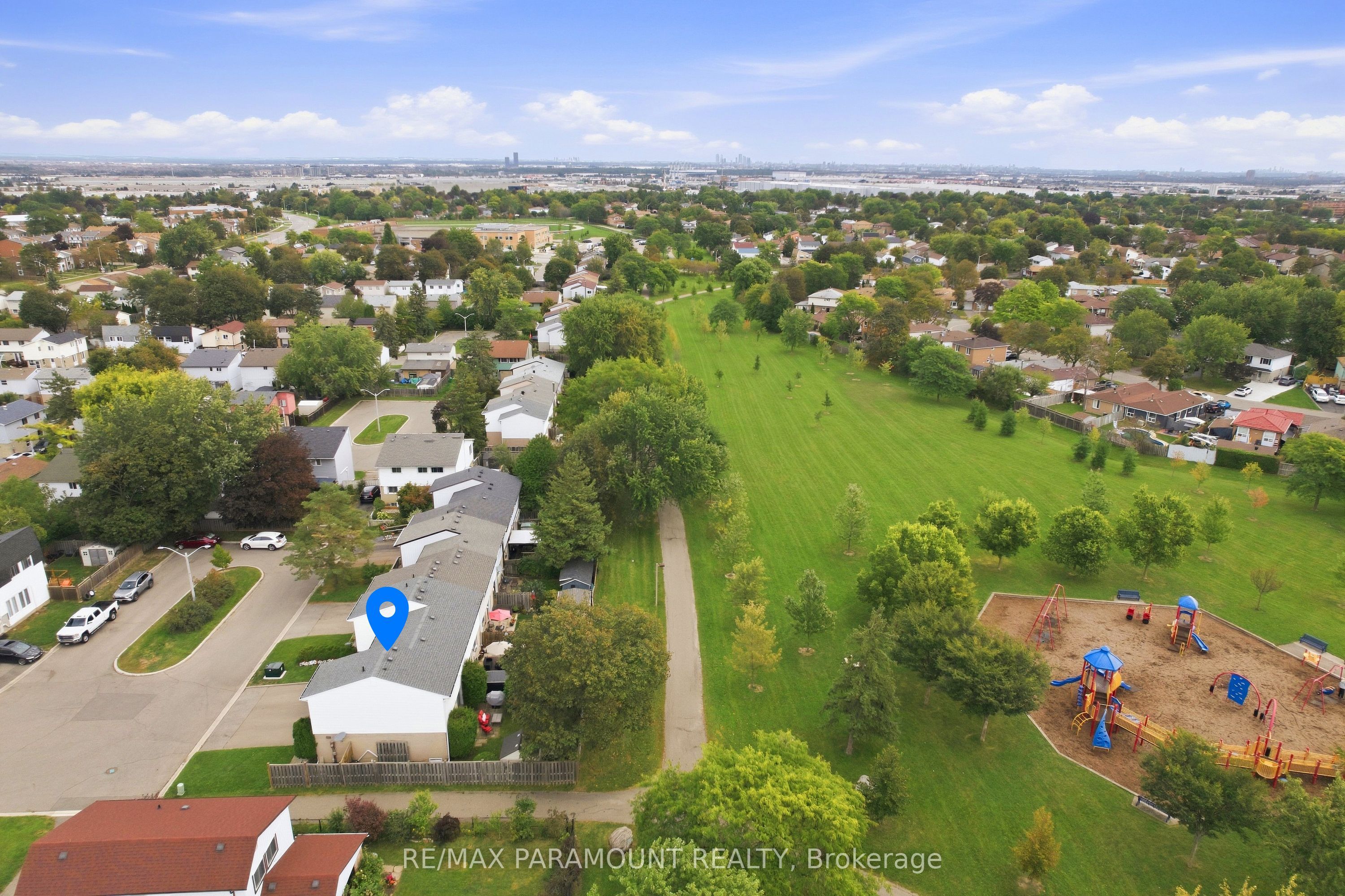 16 Gleneaden Court Property Photo 1