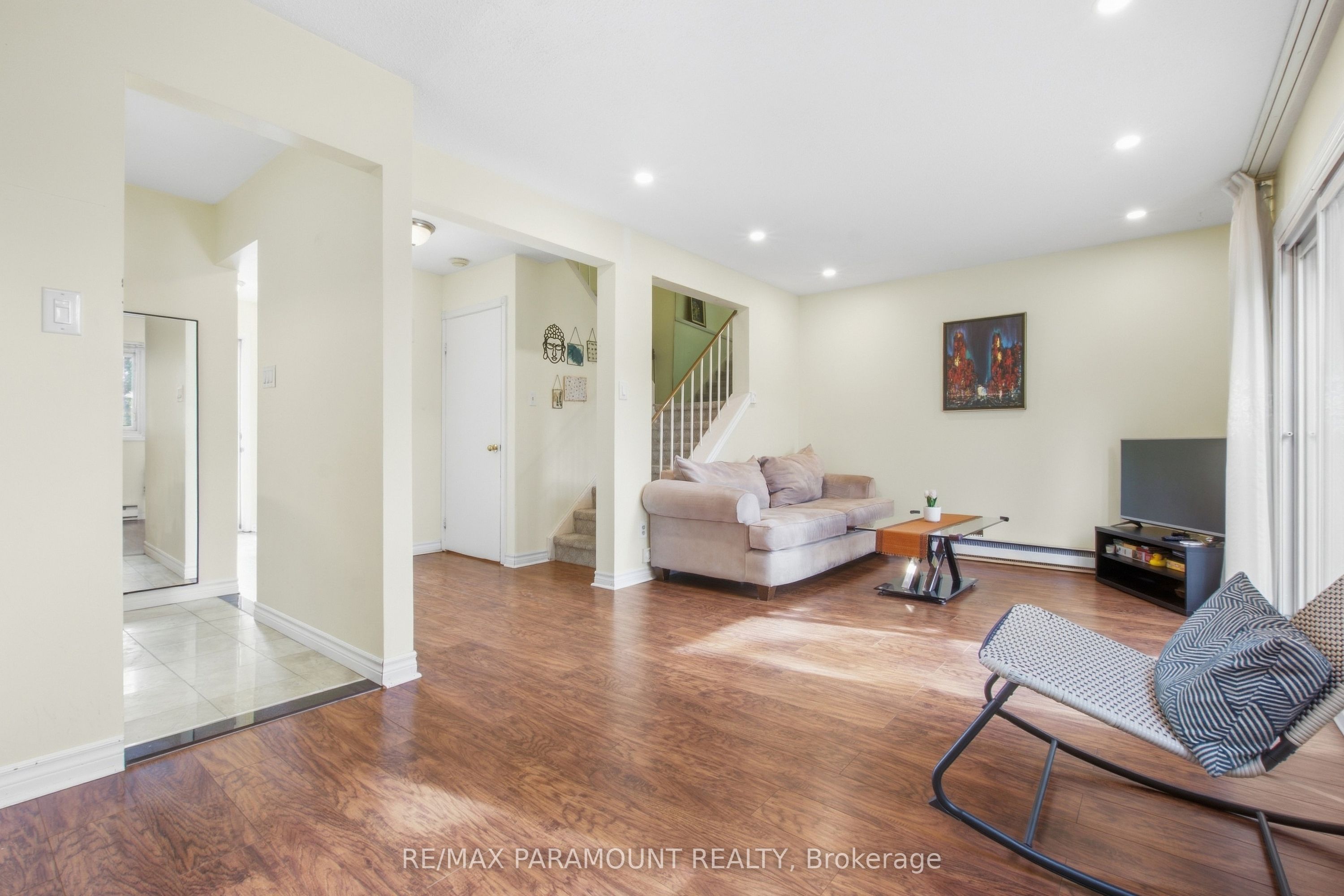 16 Gleneaden Court Property Photo 15