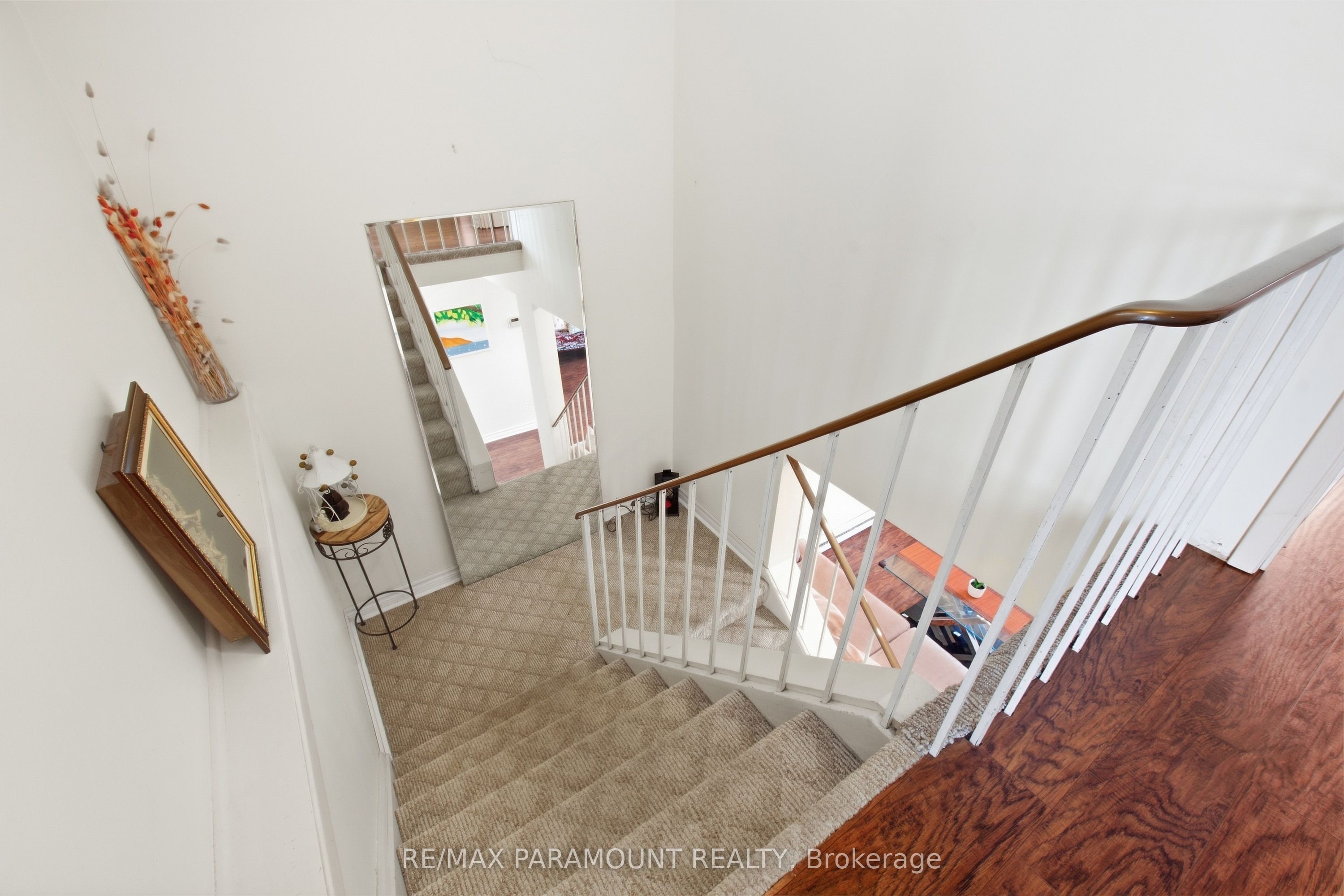 16 Gleneaden Court Property Photo 23