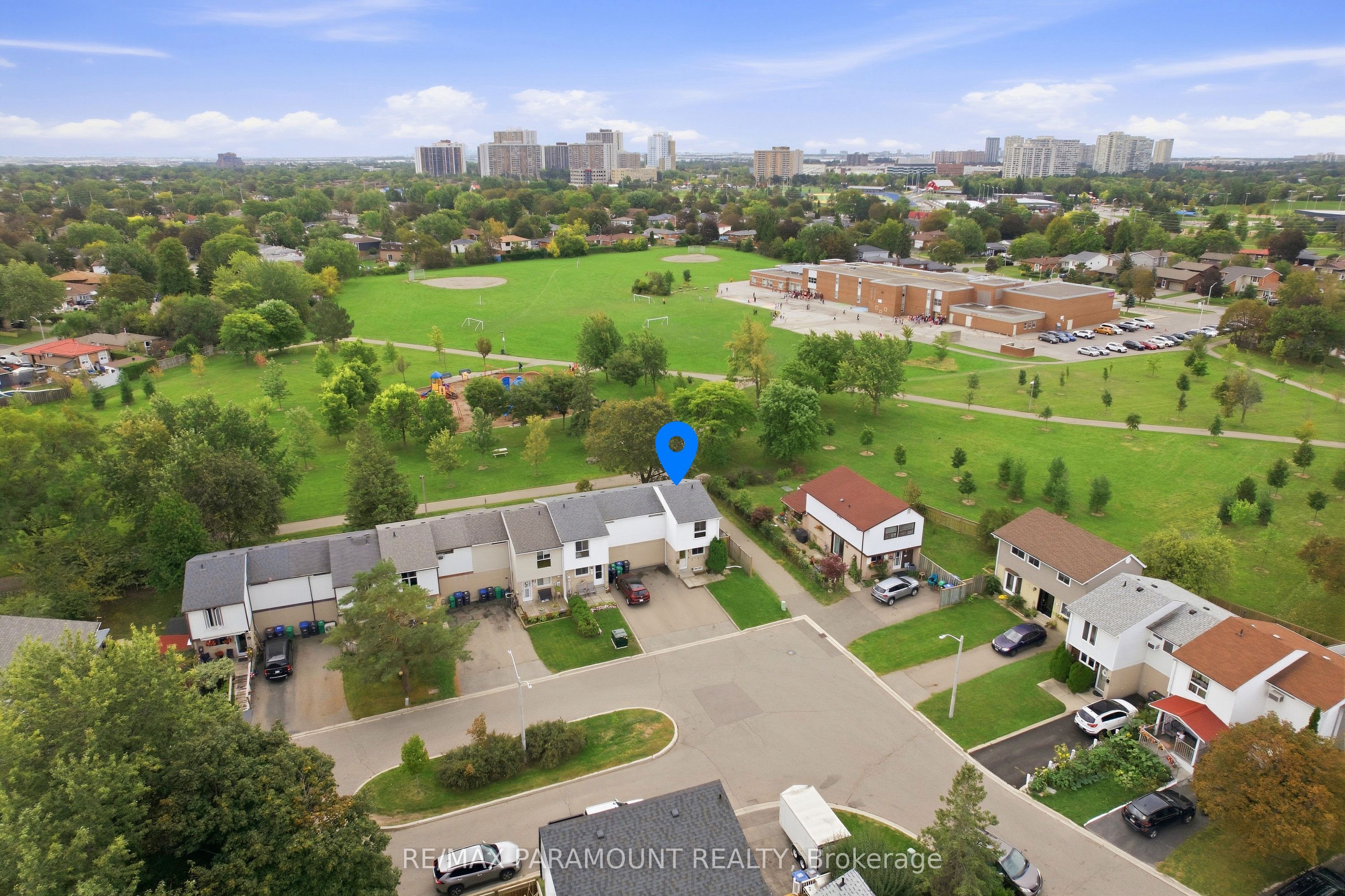 16 Gleneaden Court Property Photo 45