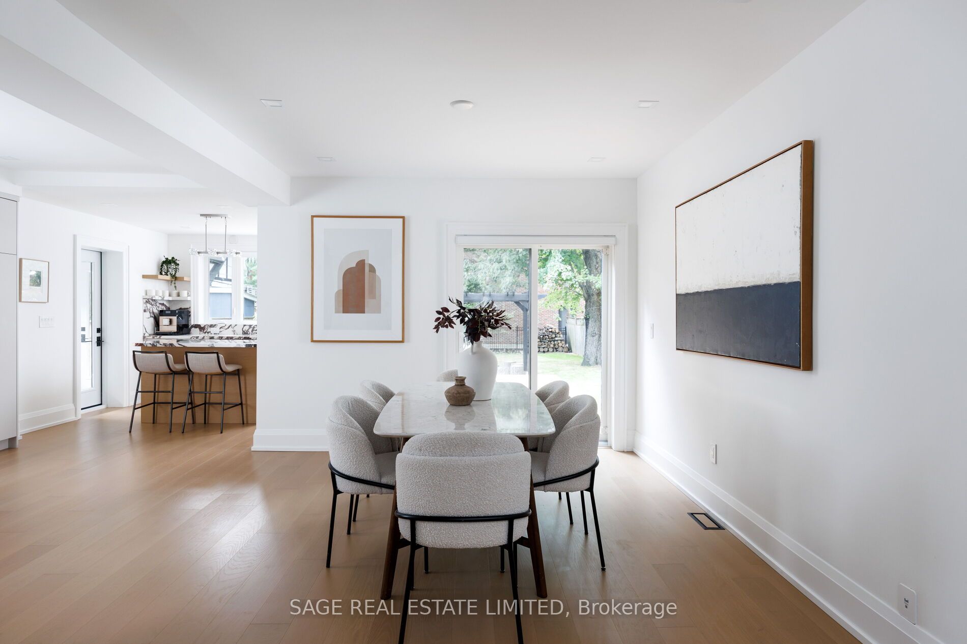 872 Royal York Road Property Photo 12