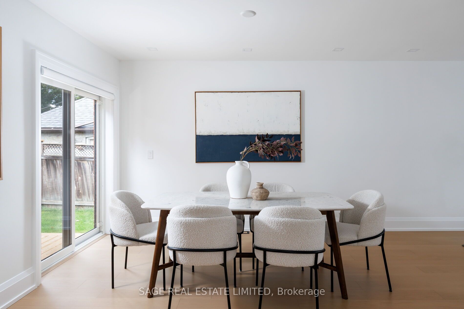 872 Royal York Road Property Photo 14