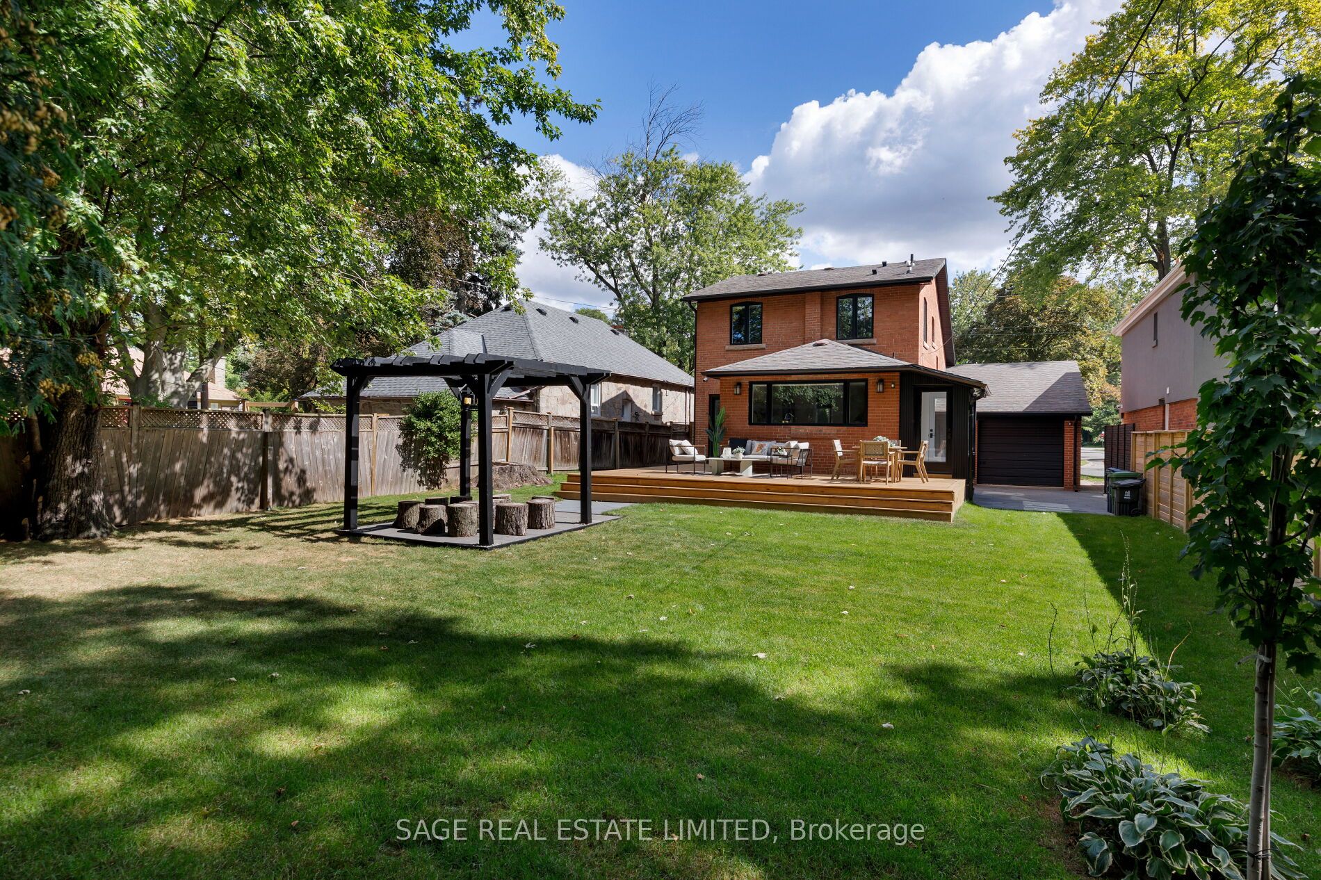872 Royal York Road Property Photo 24