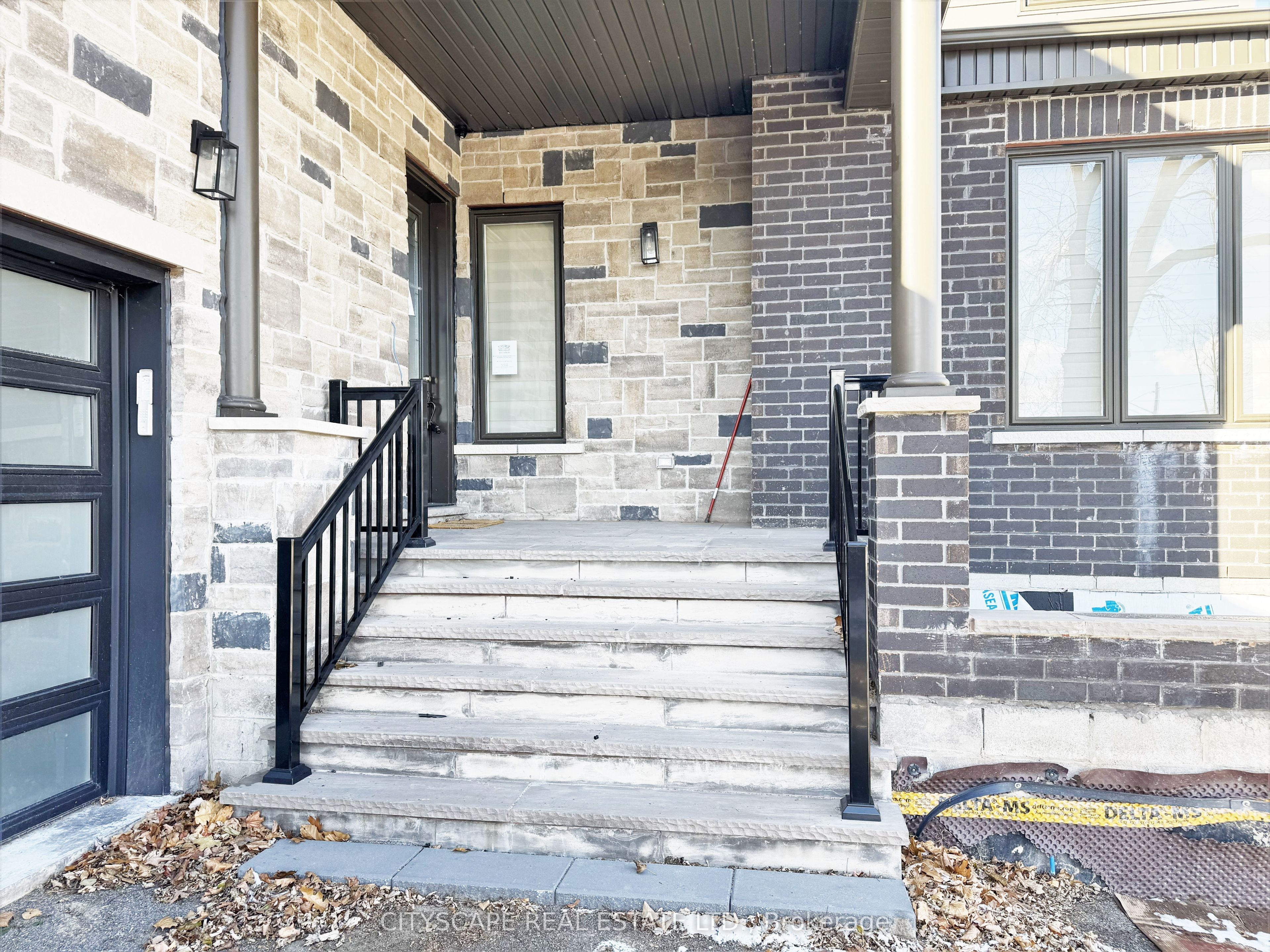 204 Mary Street Property Photo 3