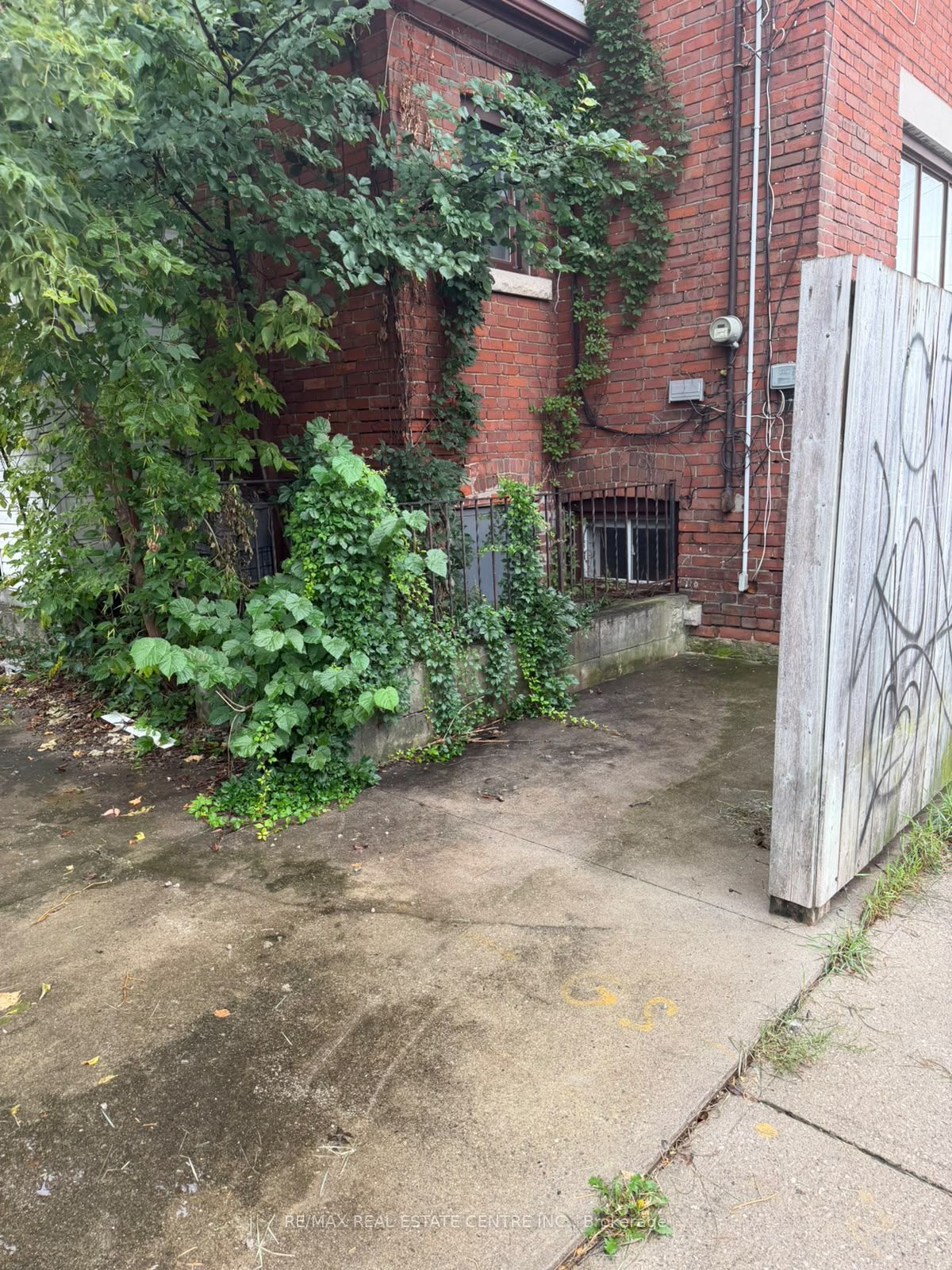 221 Westmoreland Avenue