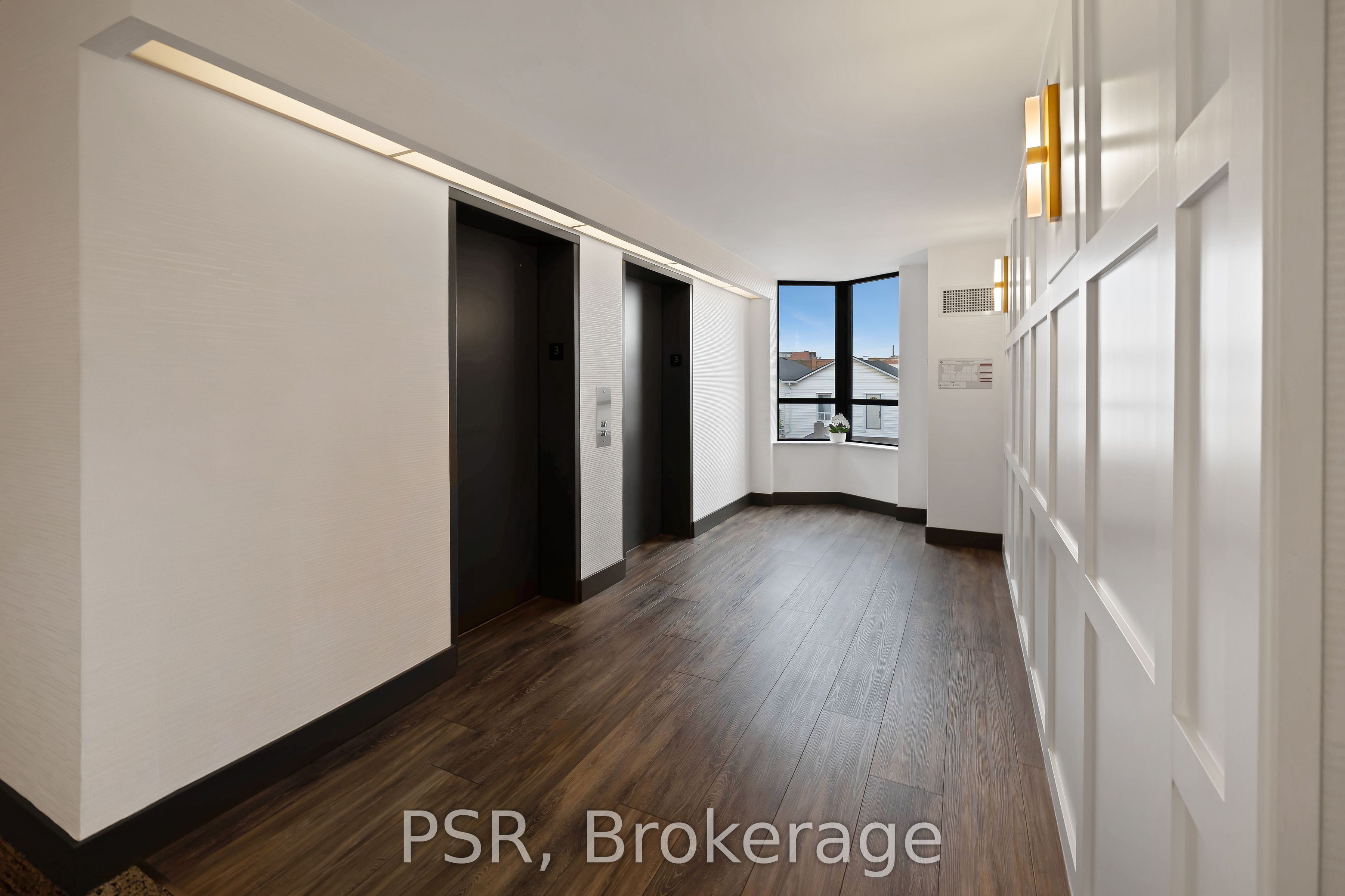 185 Robinson Street 312 Property Photo 6