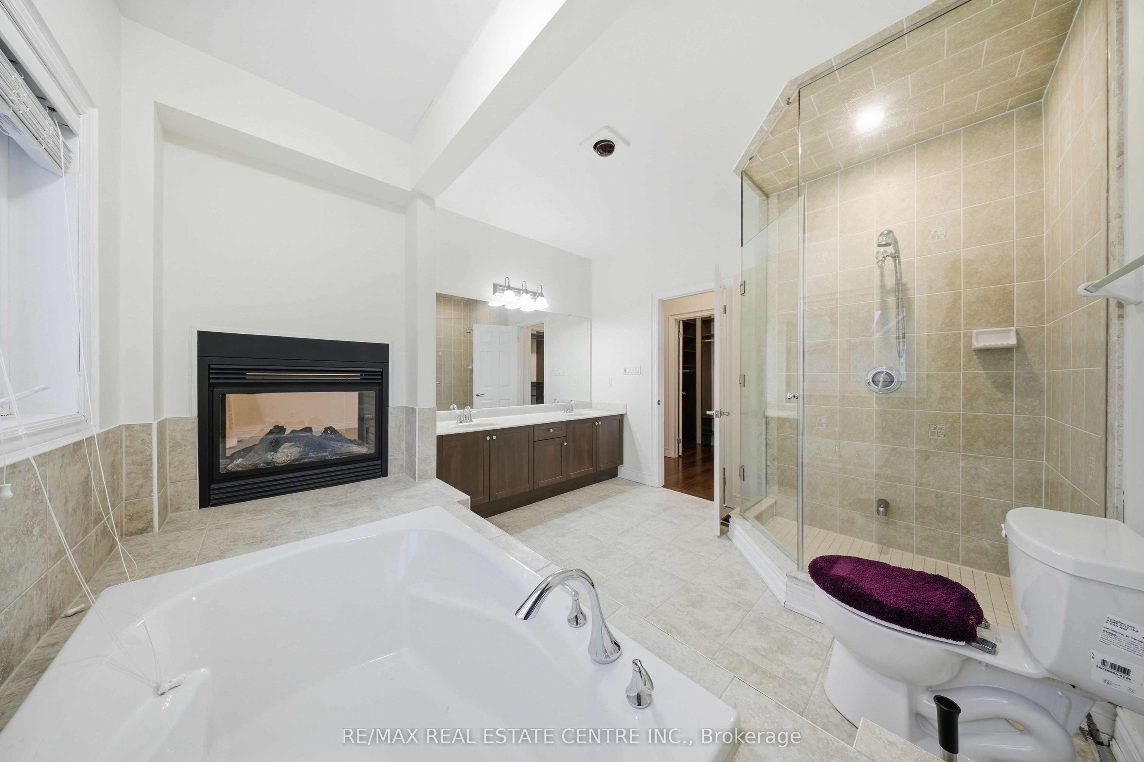 3290 Erin Centre Boulevard Property Photo 43