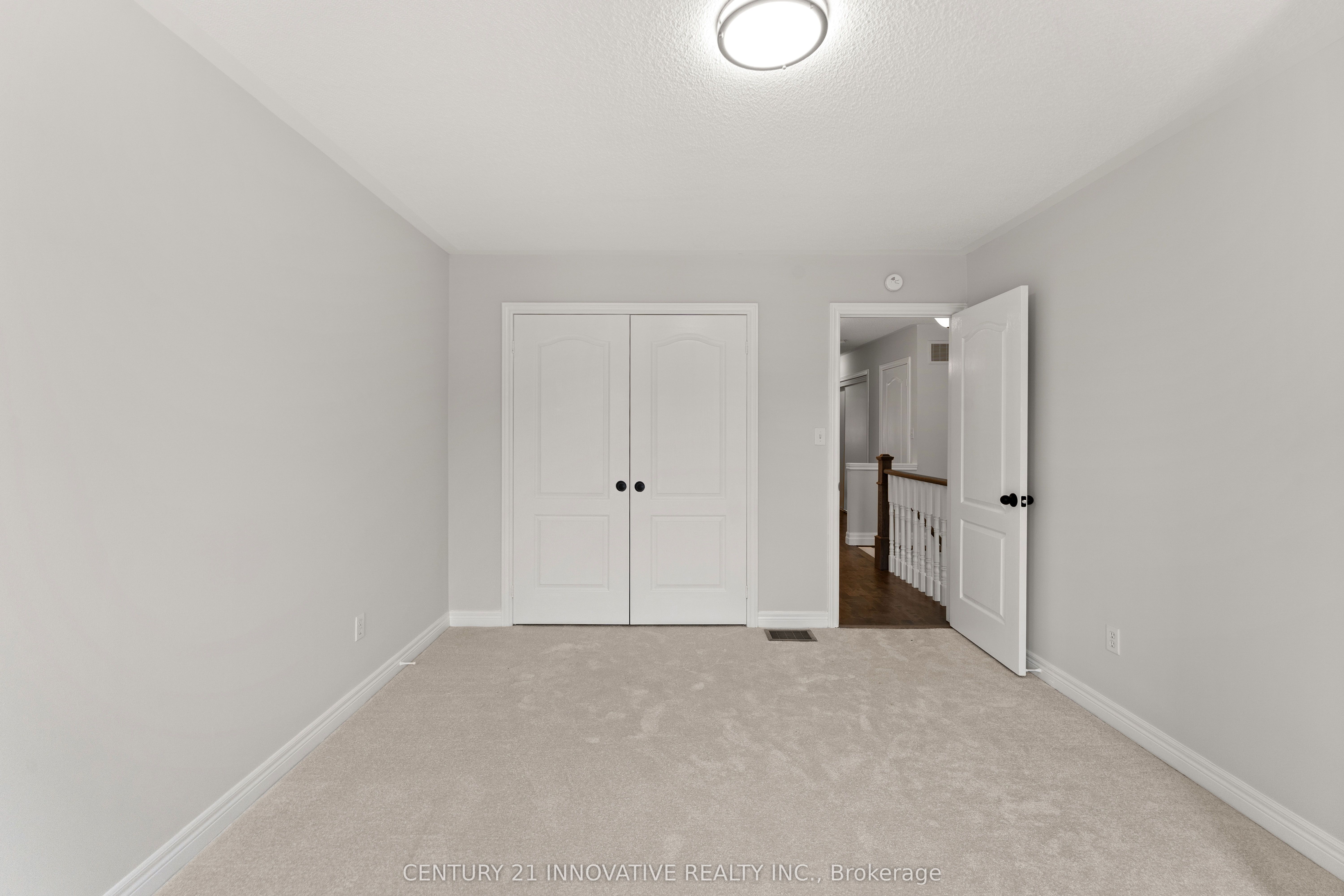 2442 Felhaber Crescent Property Photo 27