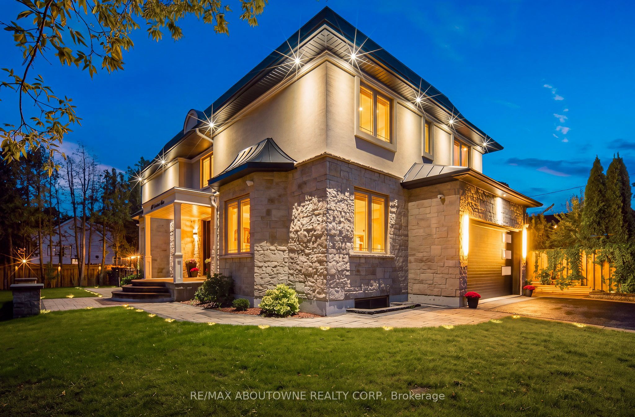 408 Seabourne Drive Property Photo 1