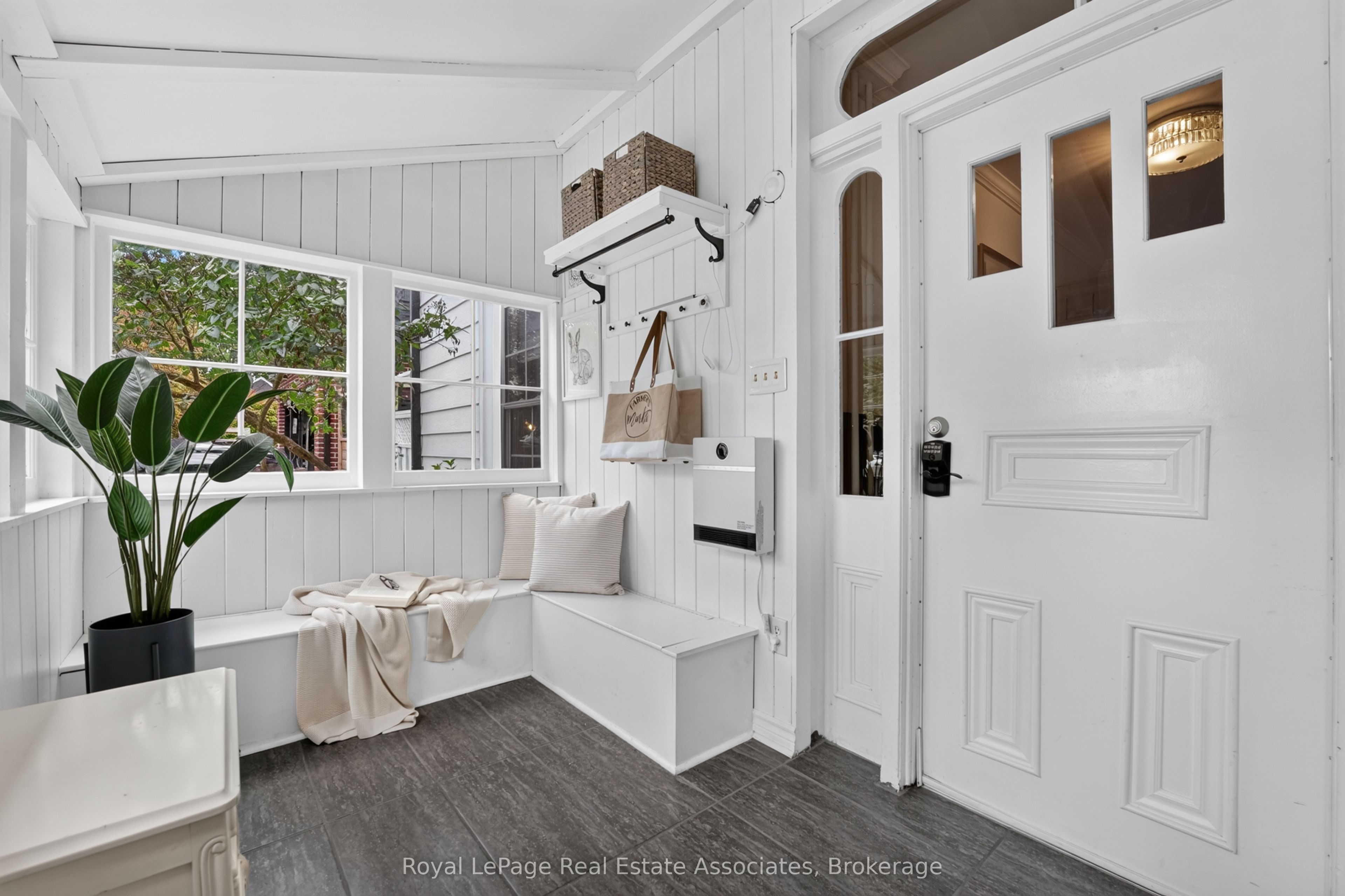 15 Charles Street Property Photo 8