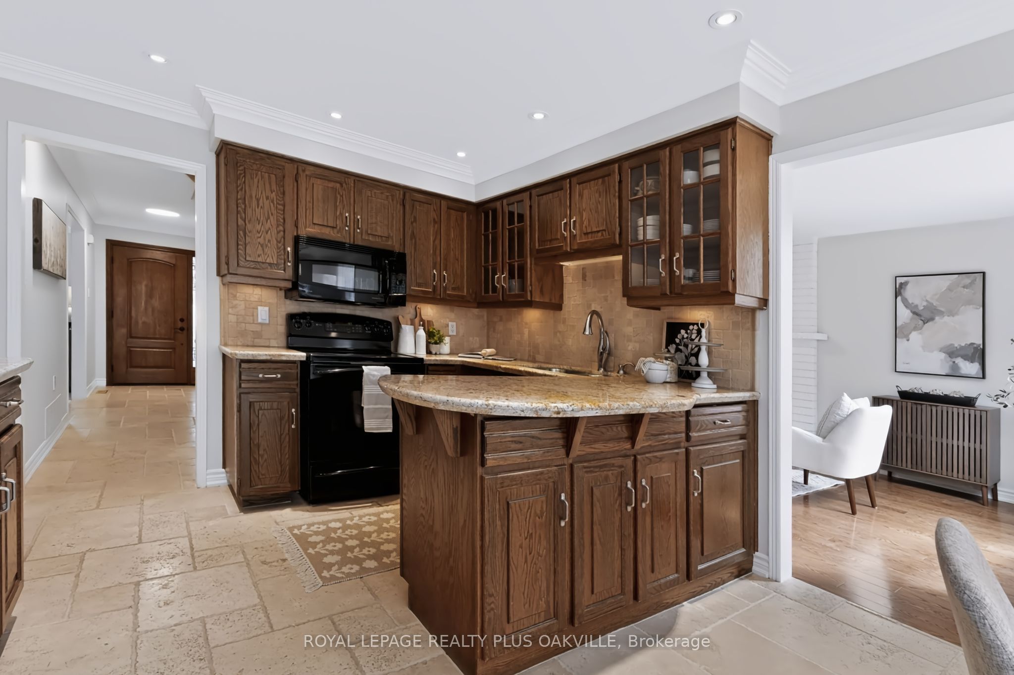 279 Hickory Circle Property Photo 16