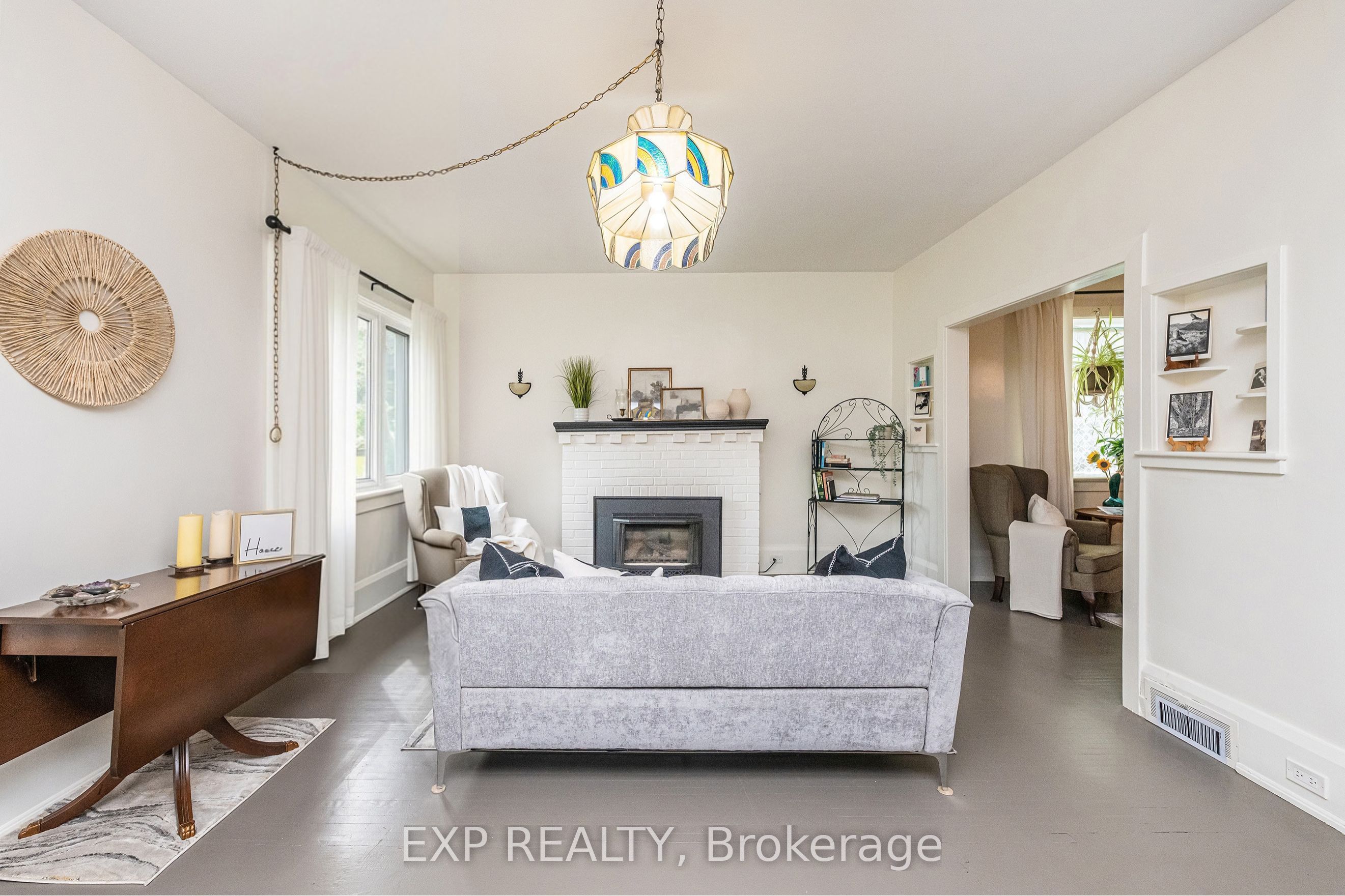 7 Third Avenue Property Photo 11