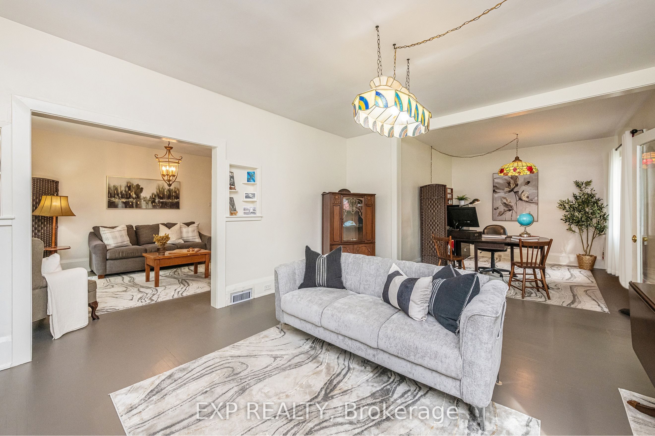 7 Third Avenue Property Photo 14