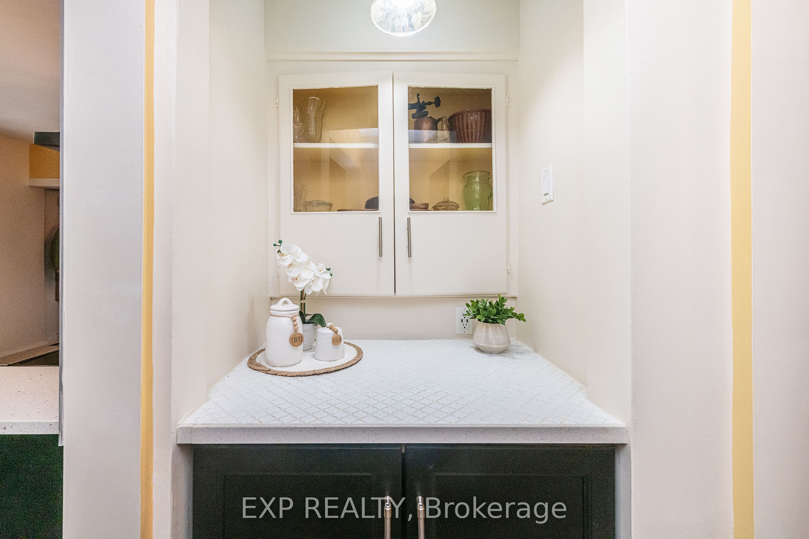 7 Third Avenue Property Photo 24