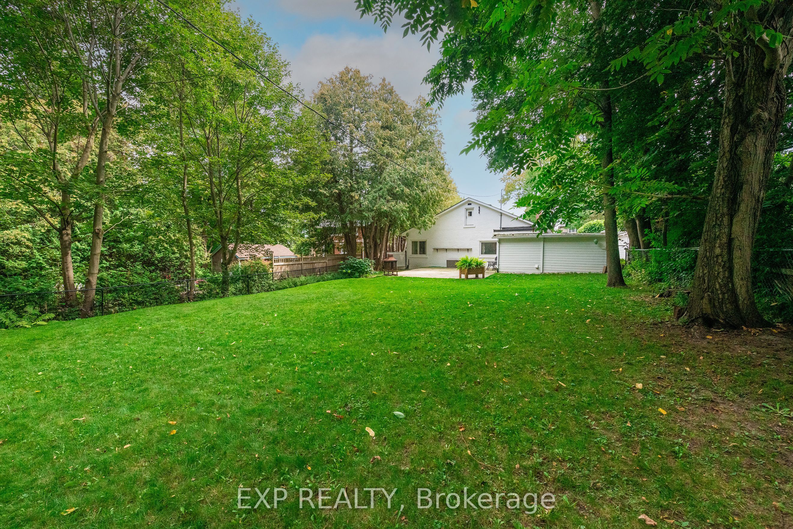 7 Third Avenue Property Photo 37