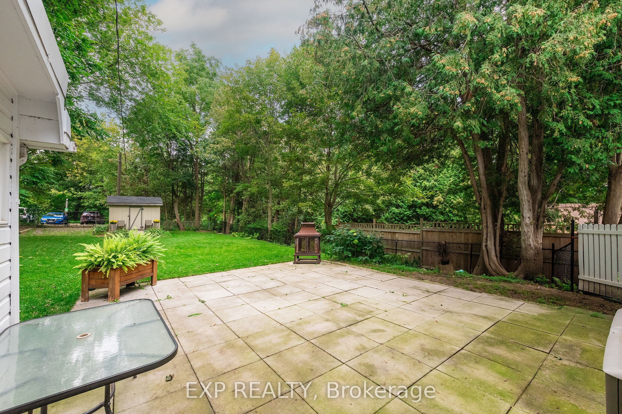 7 Third Avenue Property Photo 40