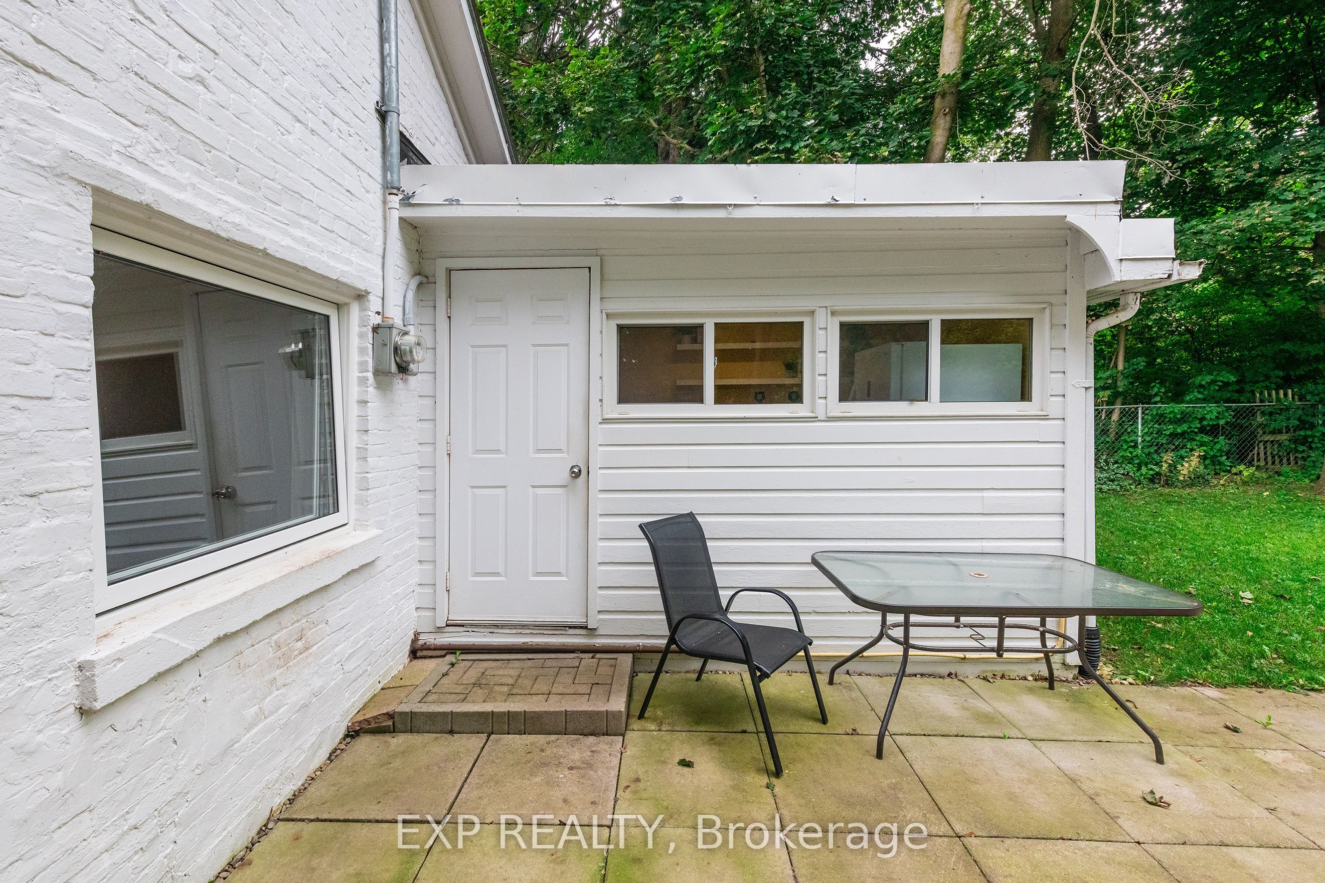 7 Third Avenue Property Photo 41