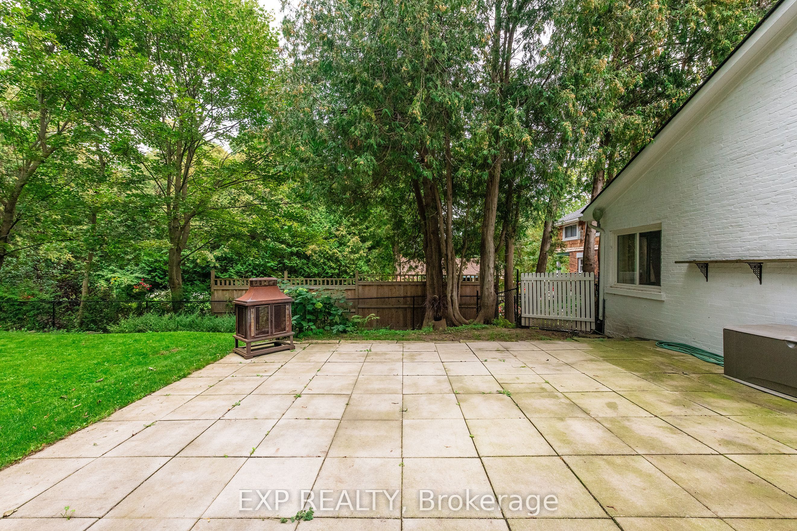 7 Third Avenue Property Photo 42