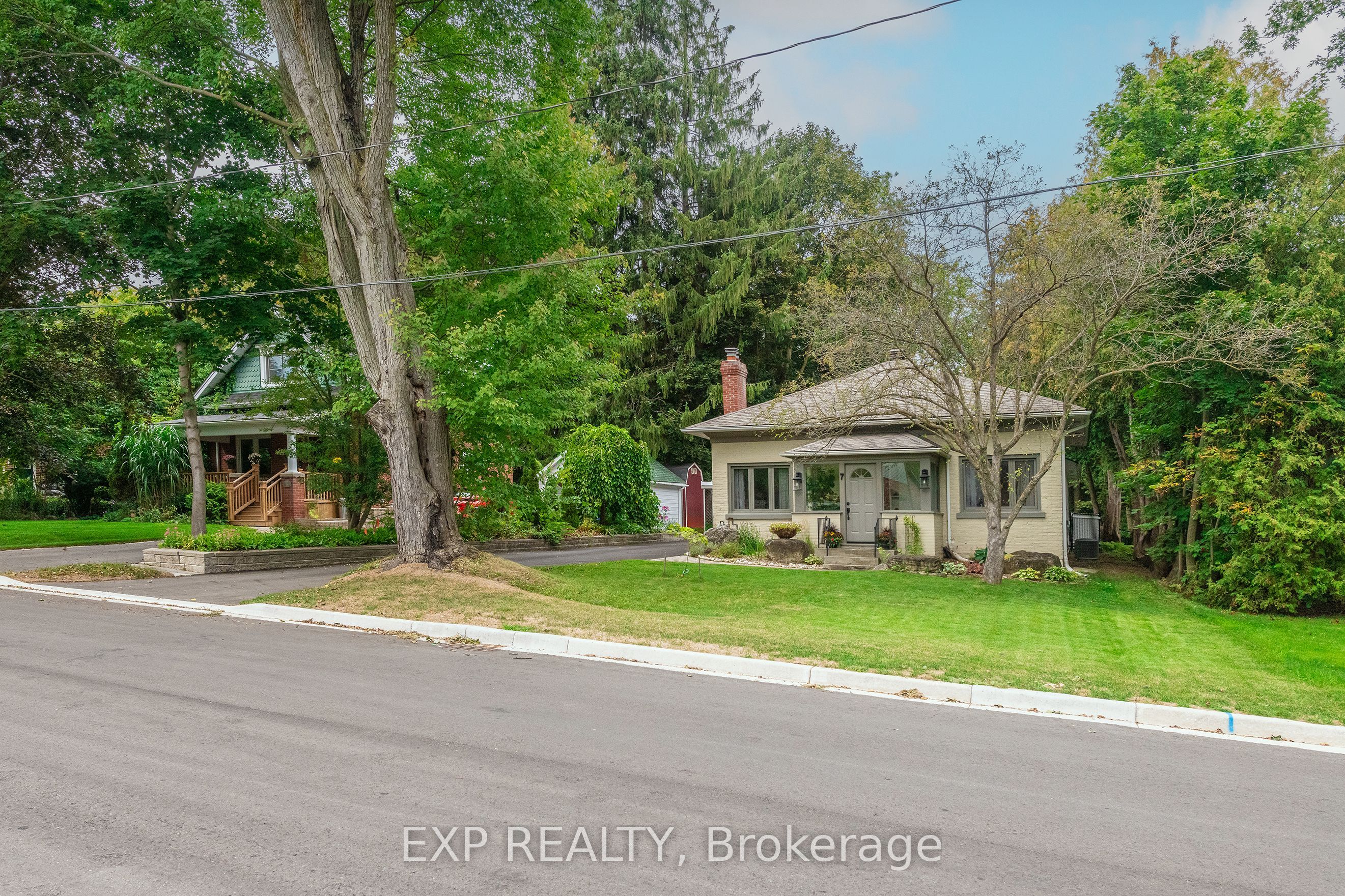 7 Third Avenue Property Photo 46