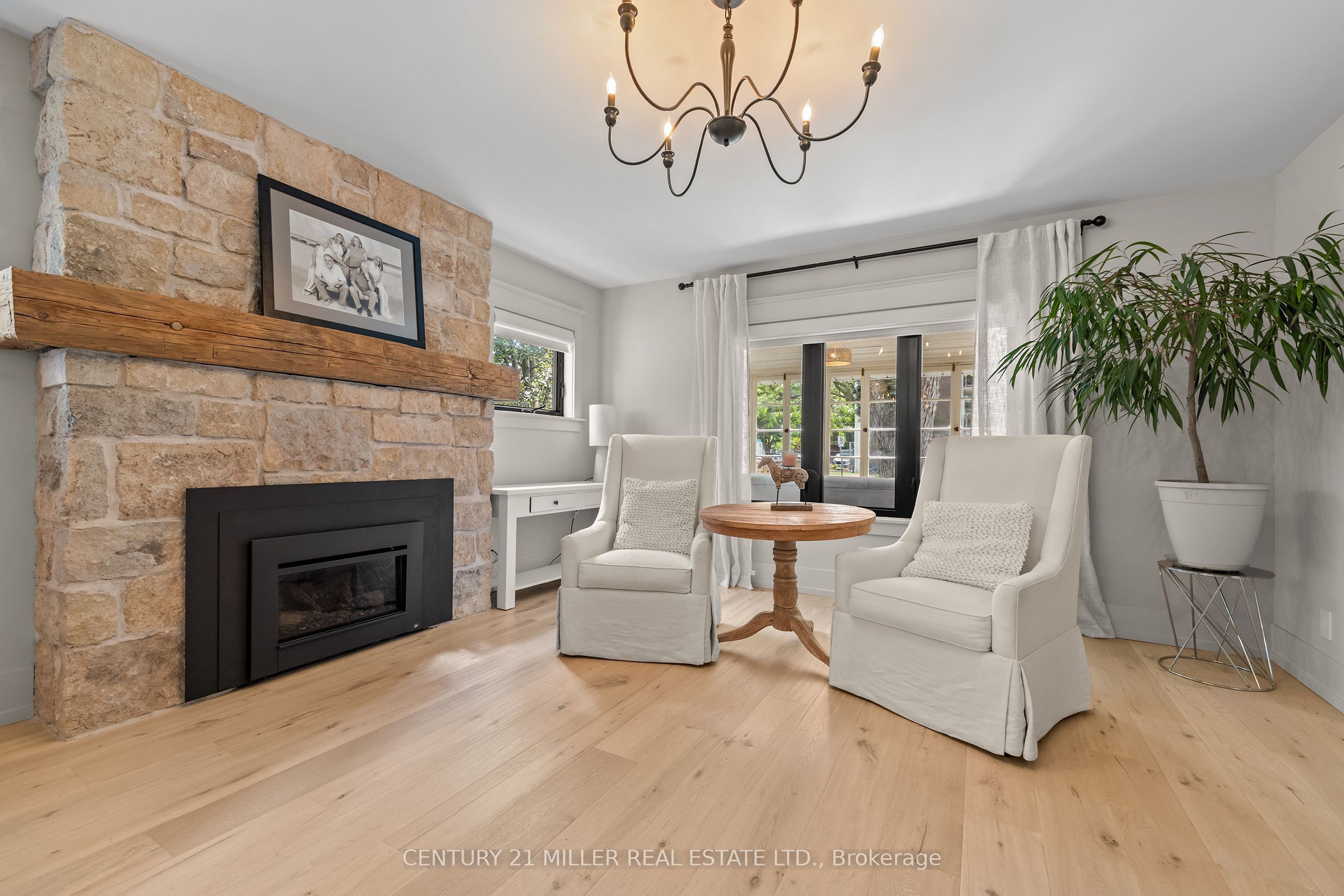 139 Allan Street Property Photo 10