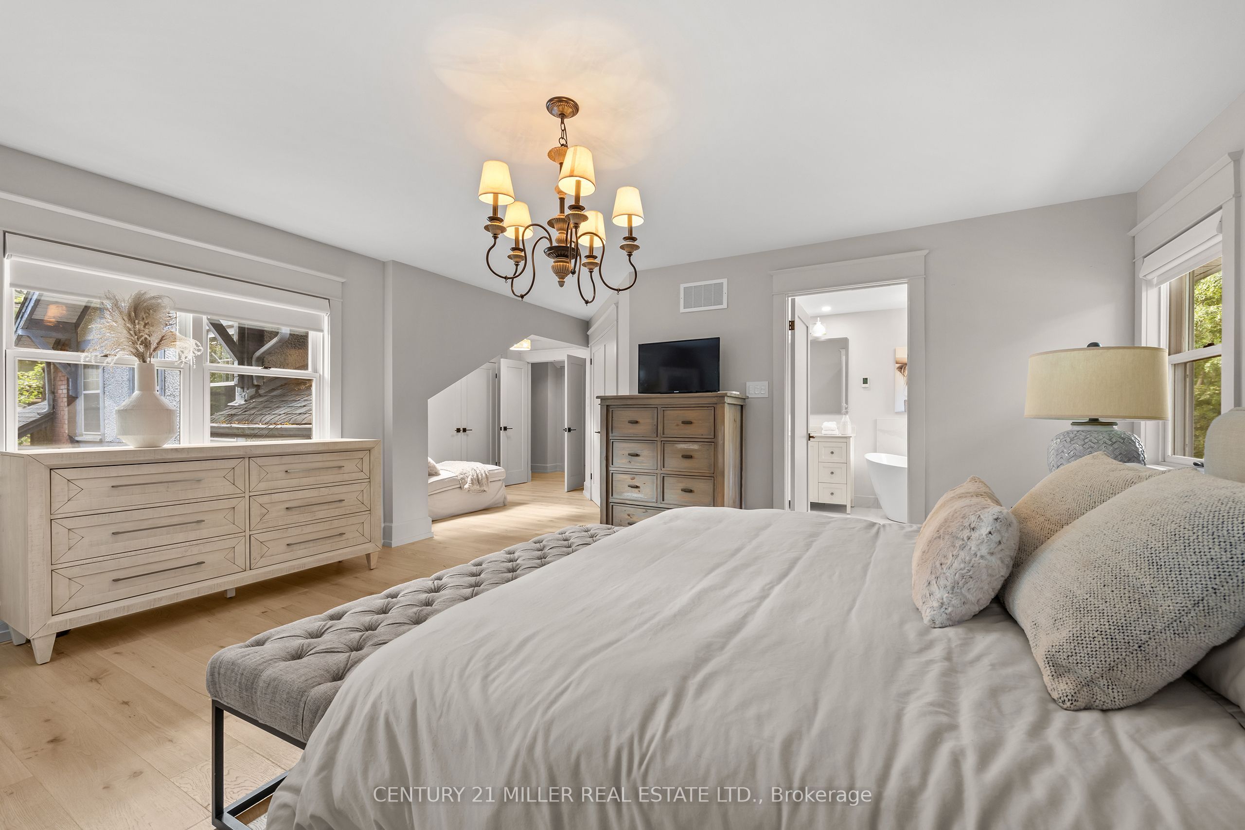 139 Allan Street Property Photo 20
