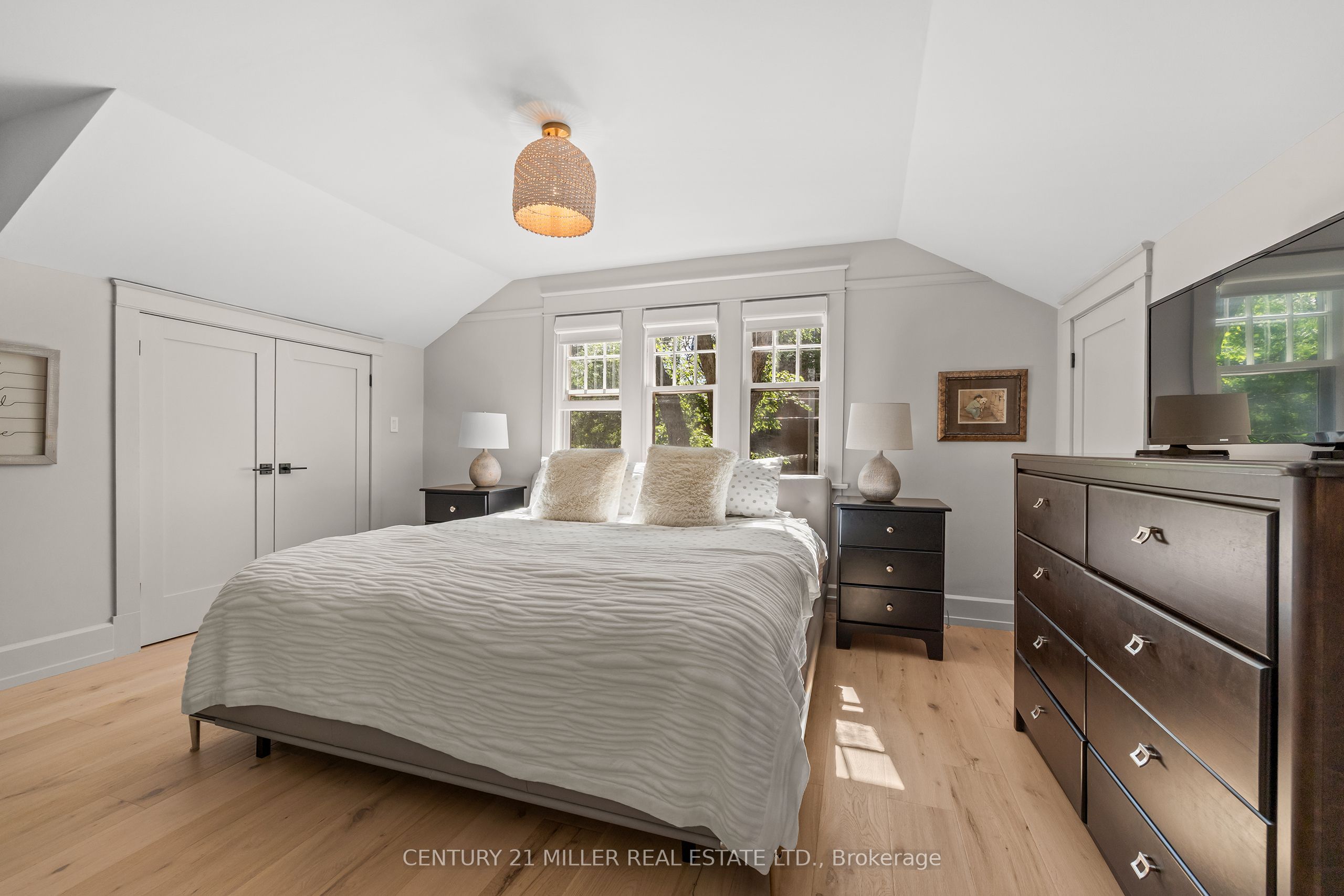 139 Allan Street Property Photo 23