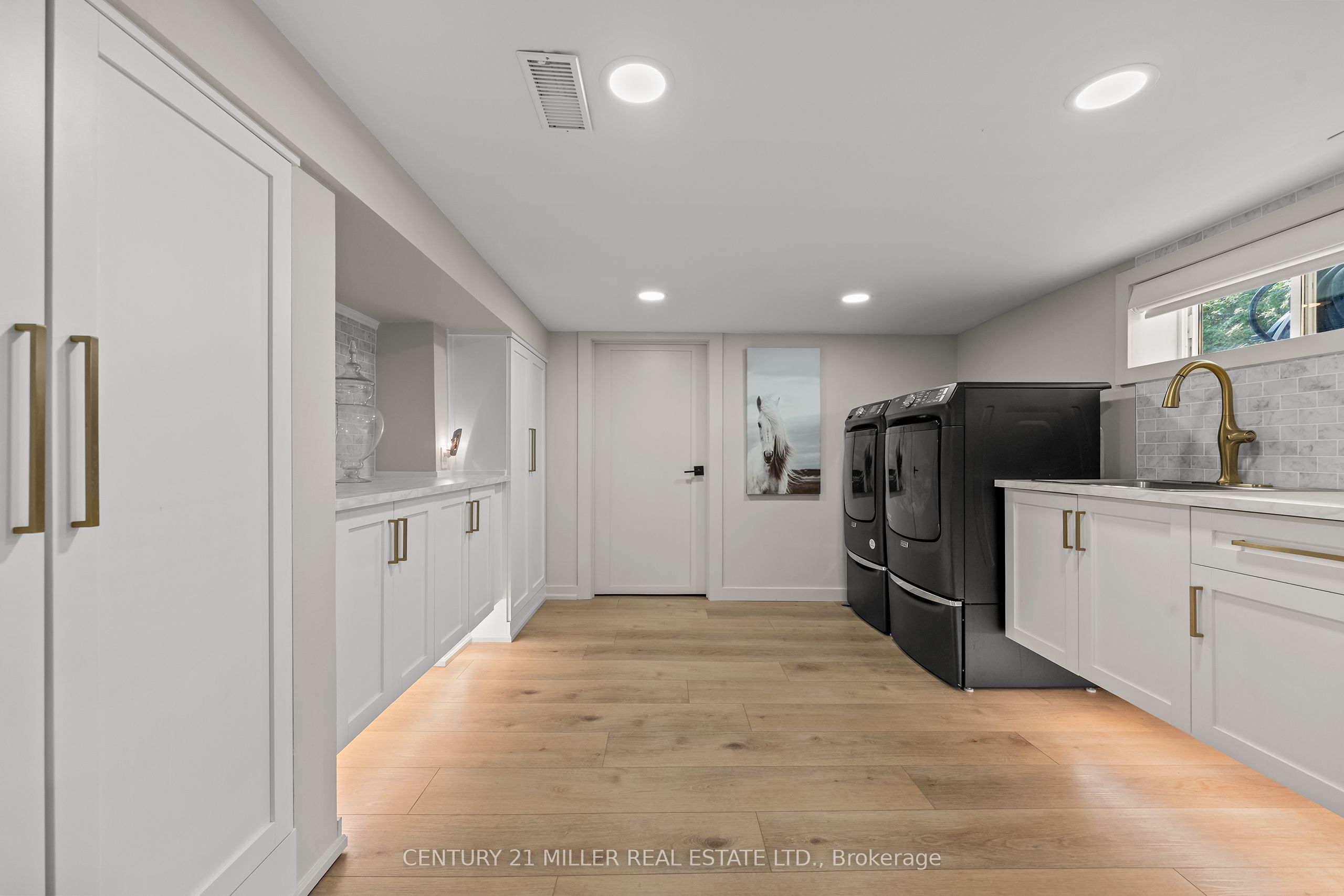 139 Allan Street Property Photo 30