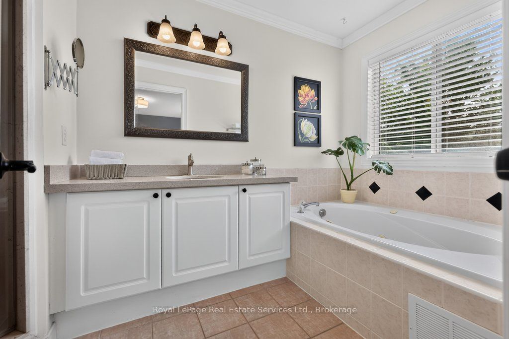2300 Owlridge Drive Property Photo 20