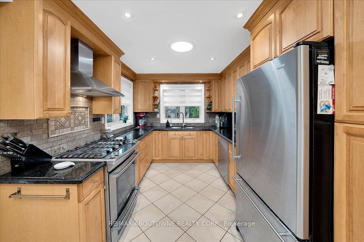 24 Golf View Drive Property Photo 12