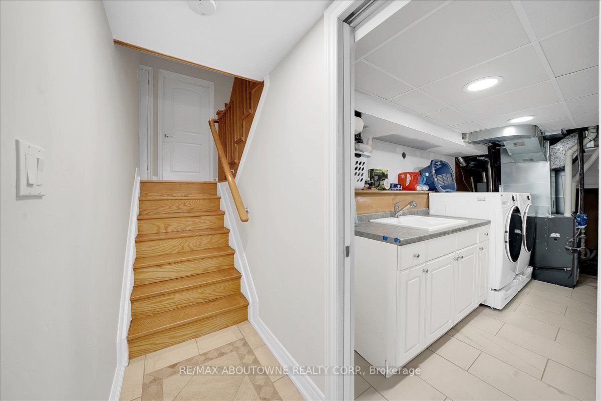 24 Golf View Drive Property Photo 32
