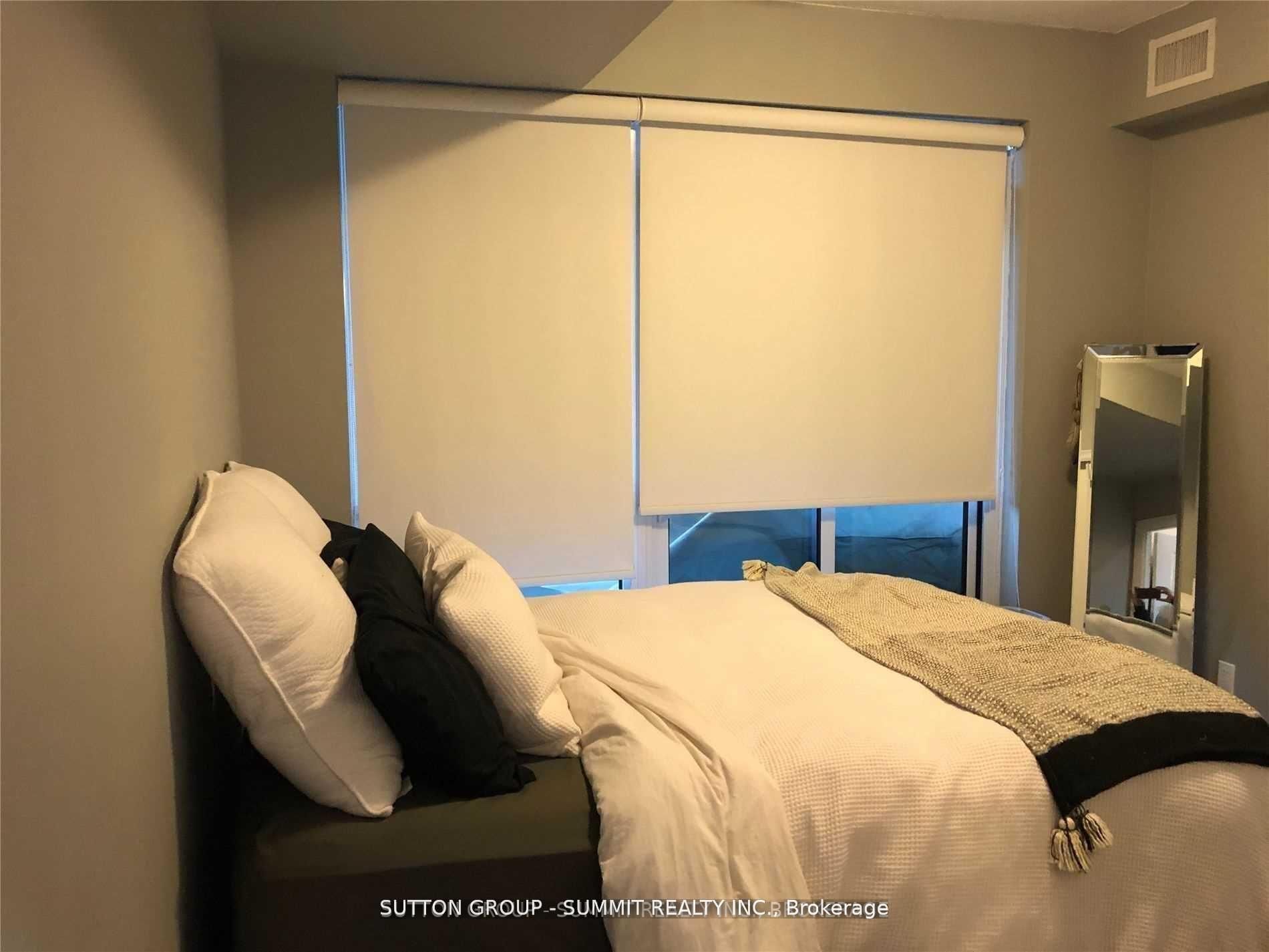 55 Speers Road 209 Property Photo 6