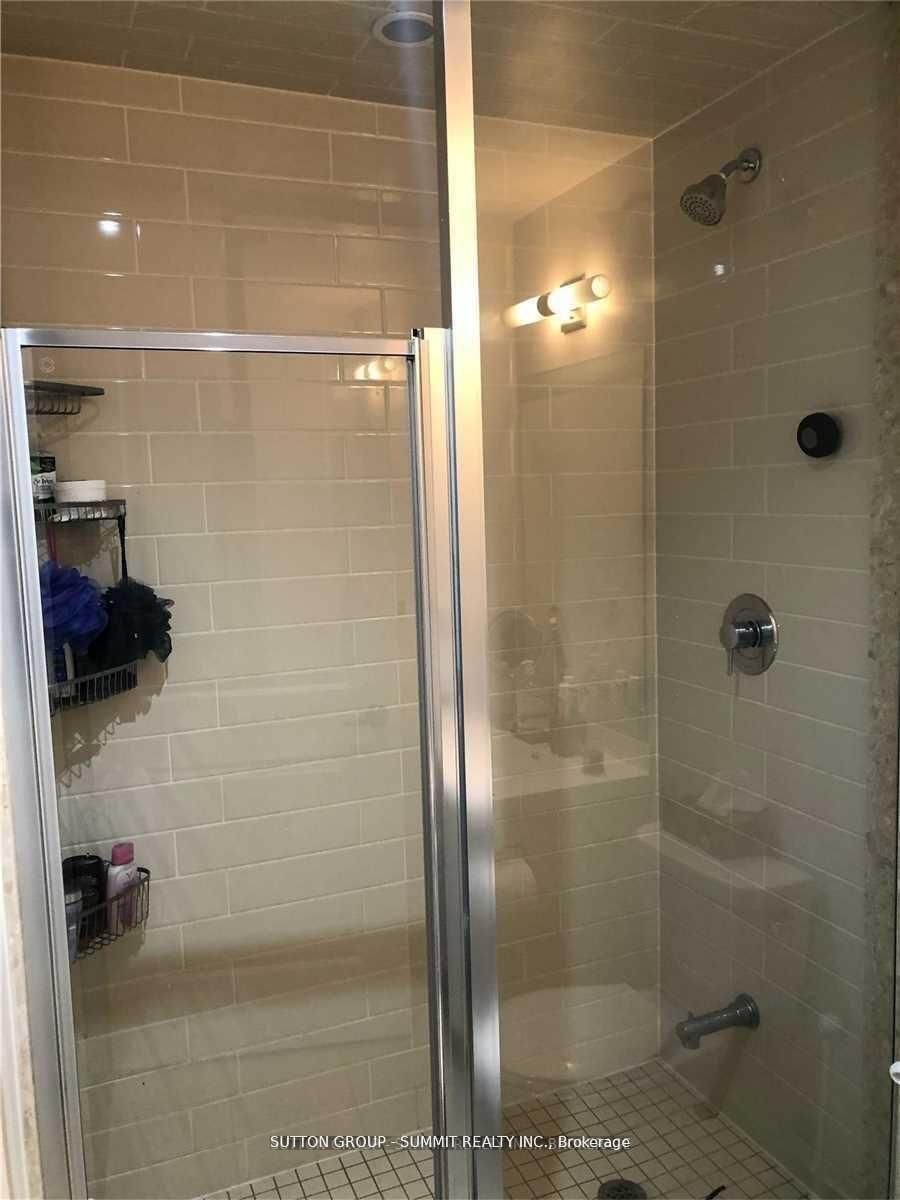 55 Speers Road 209 Property Photo 8