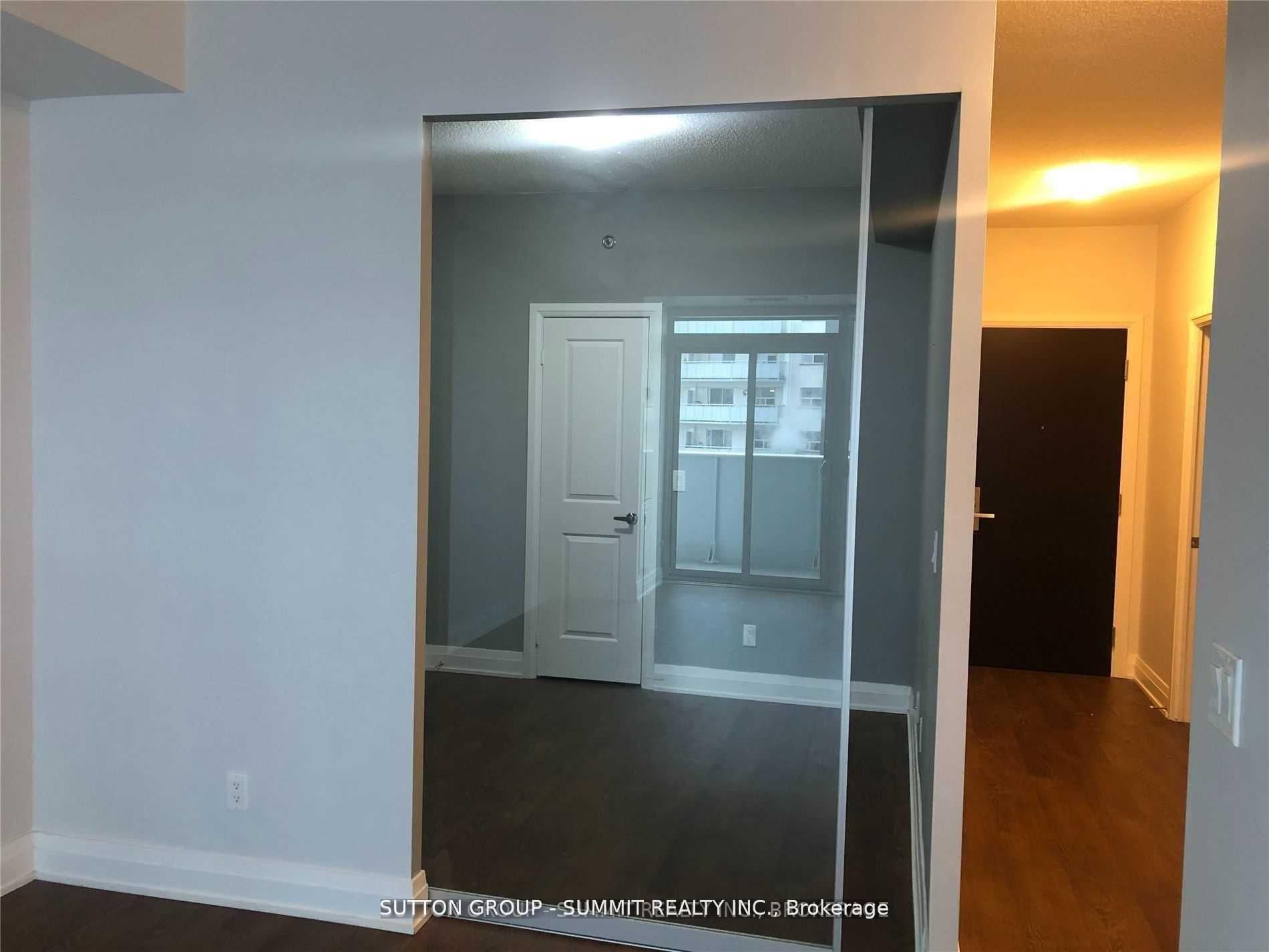 55 Speers Road 209 Property Photo 10