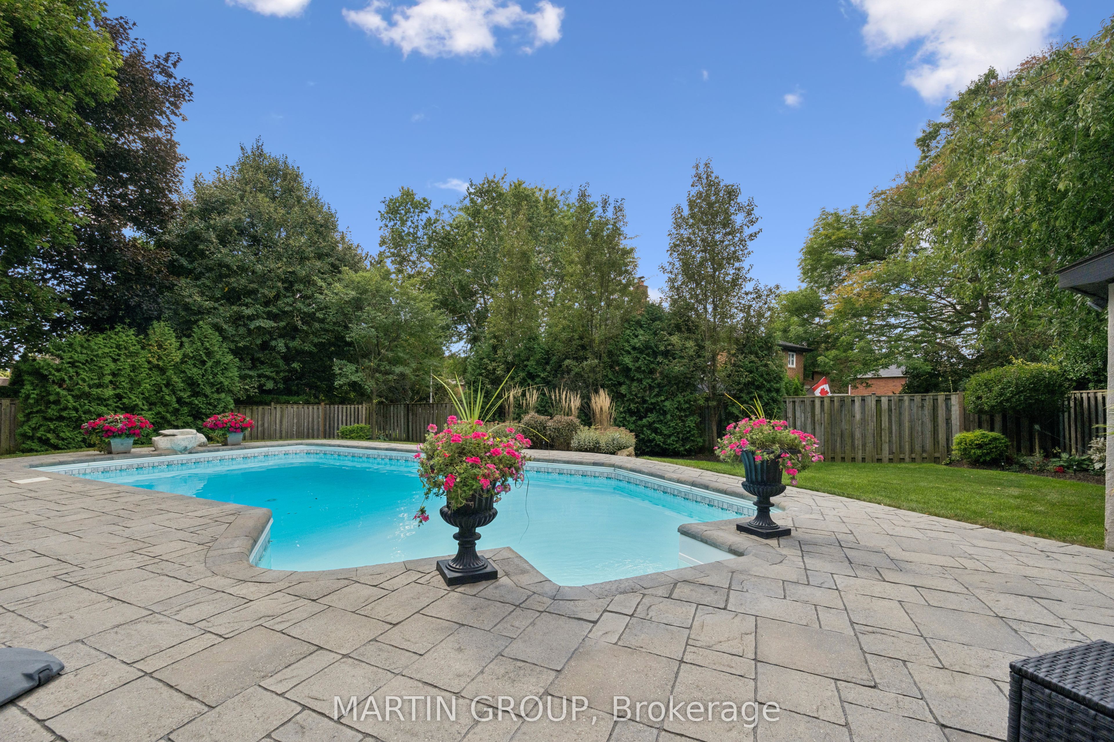 250 Mccraney Street W Property Photo 2